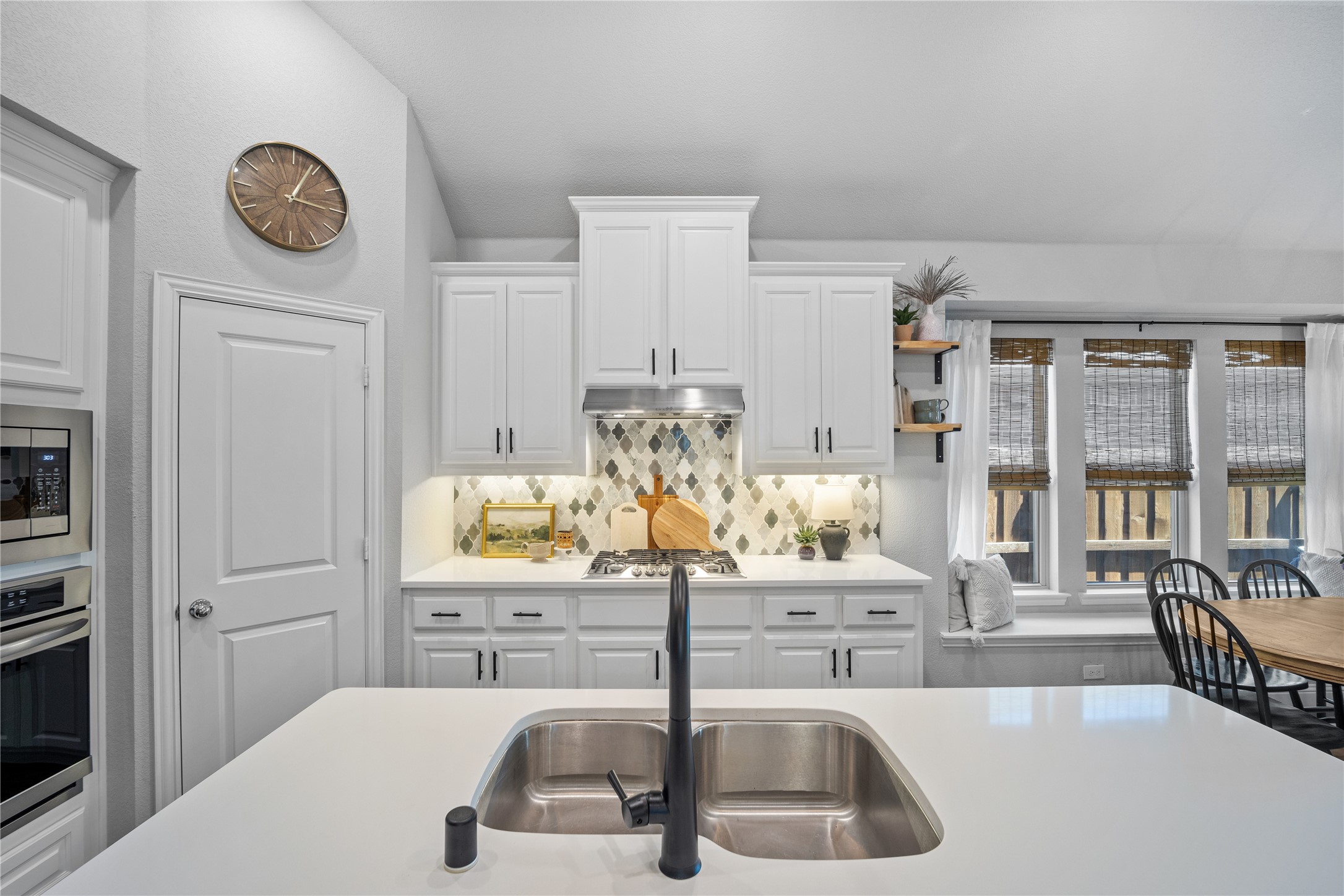 432 Gibbons Creek Trail