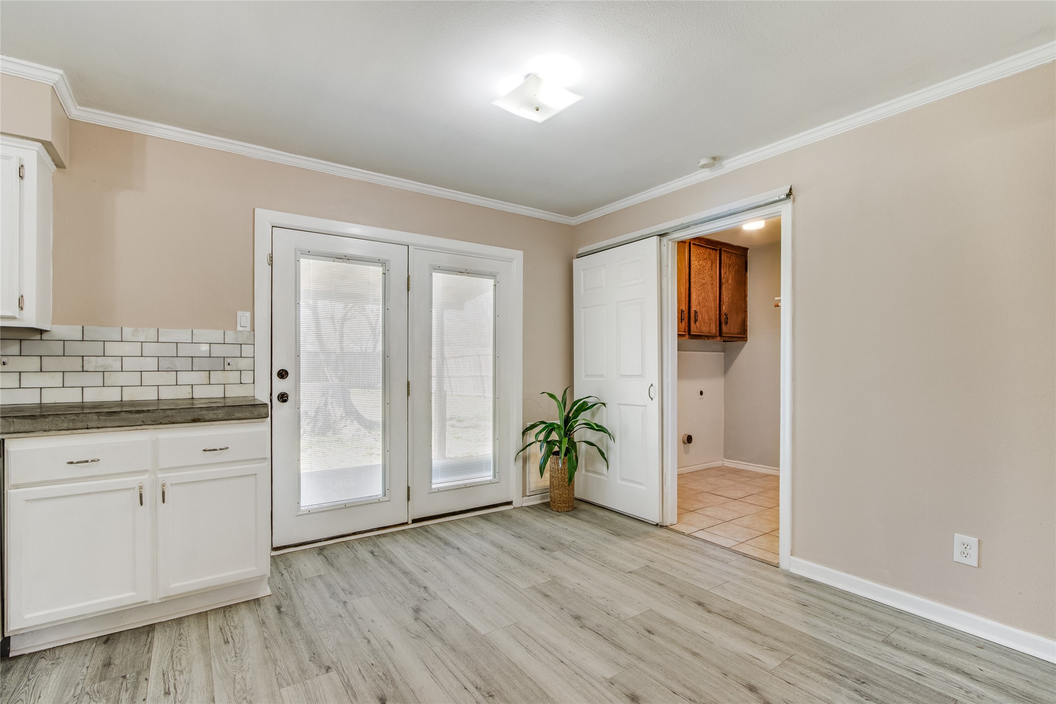 328 S 1st Street