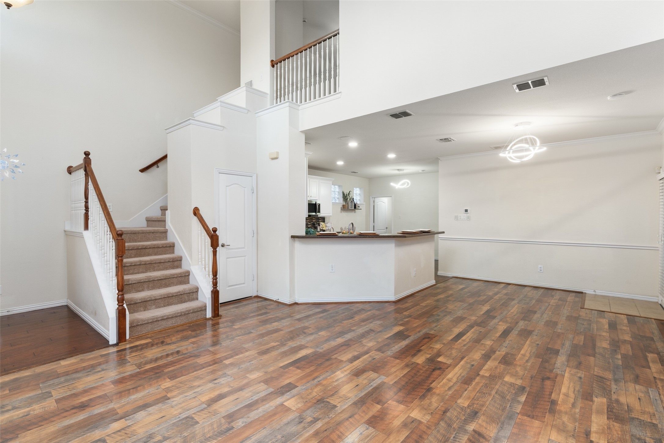 7113 Occidental Road
