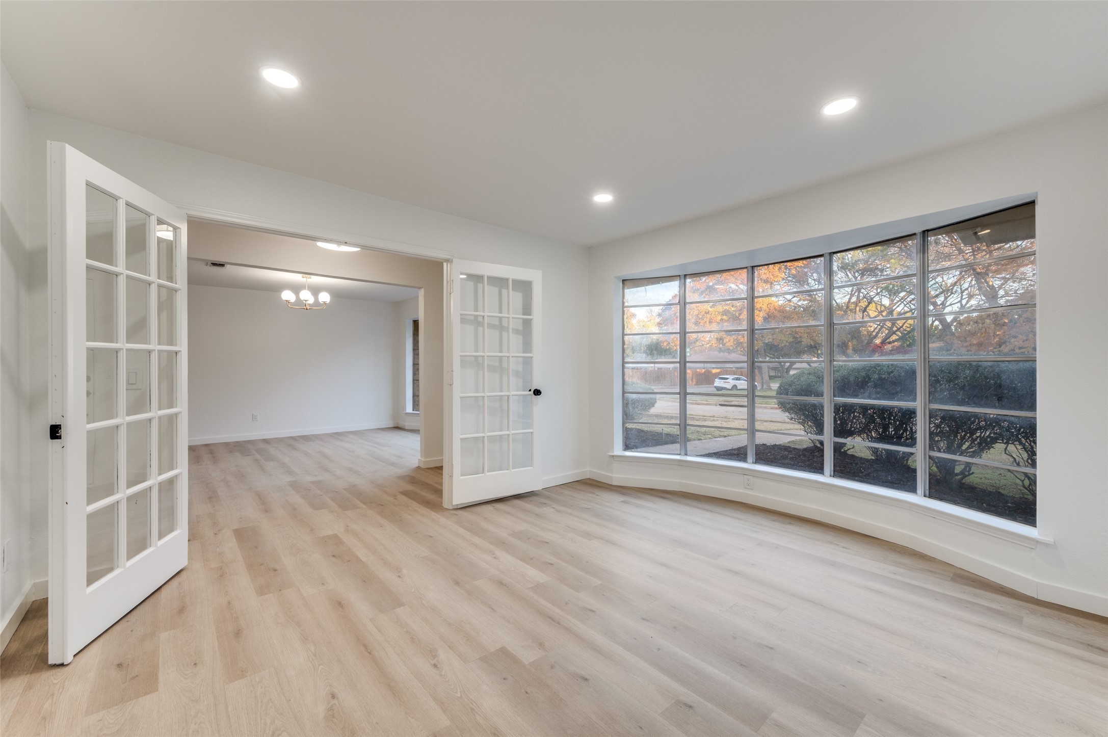 2601 Red Oak Lane