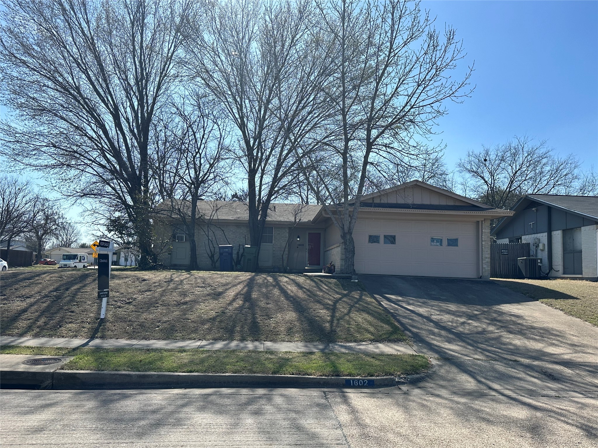 1602 Archery Lane