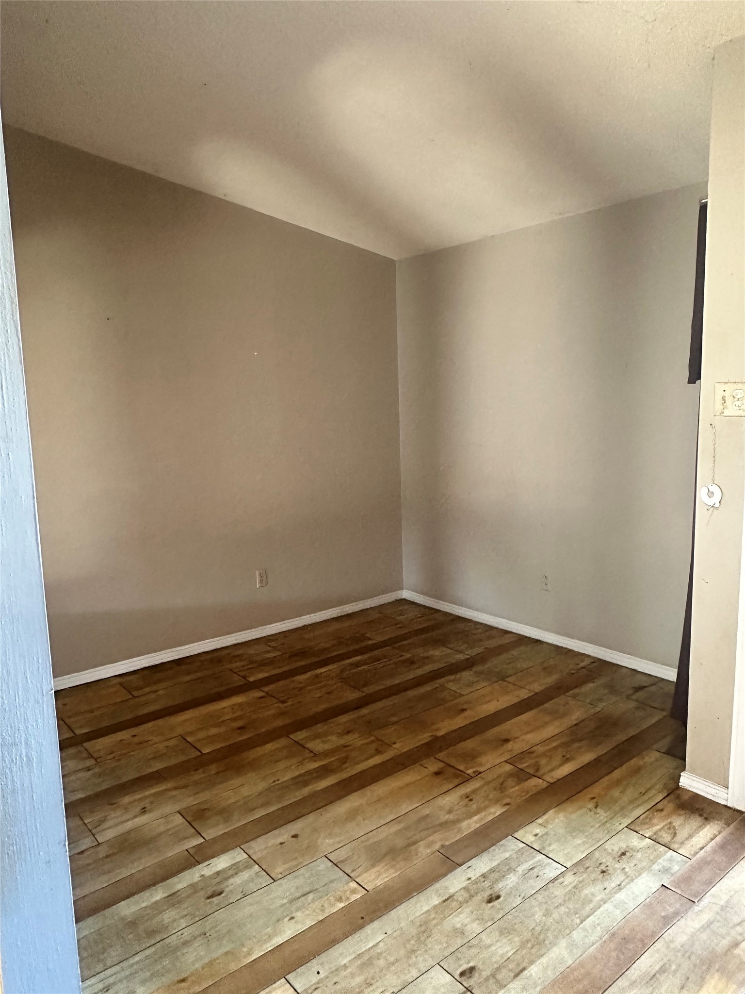 1602 Archery Lane