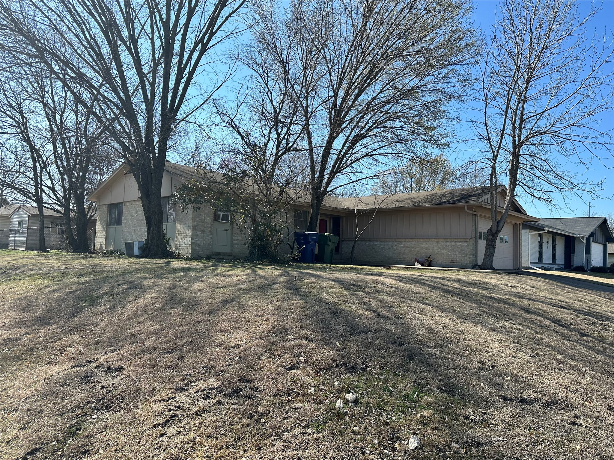1602 Archery Lane