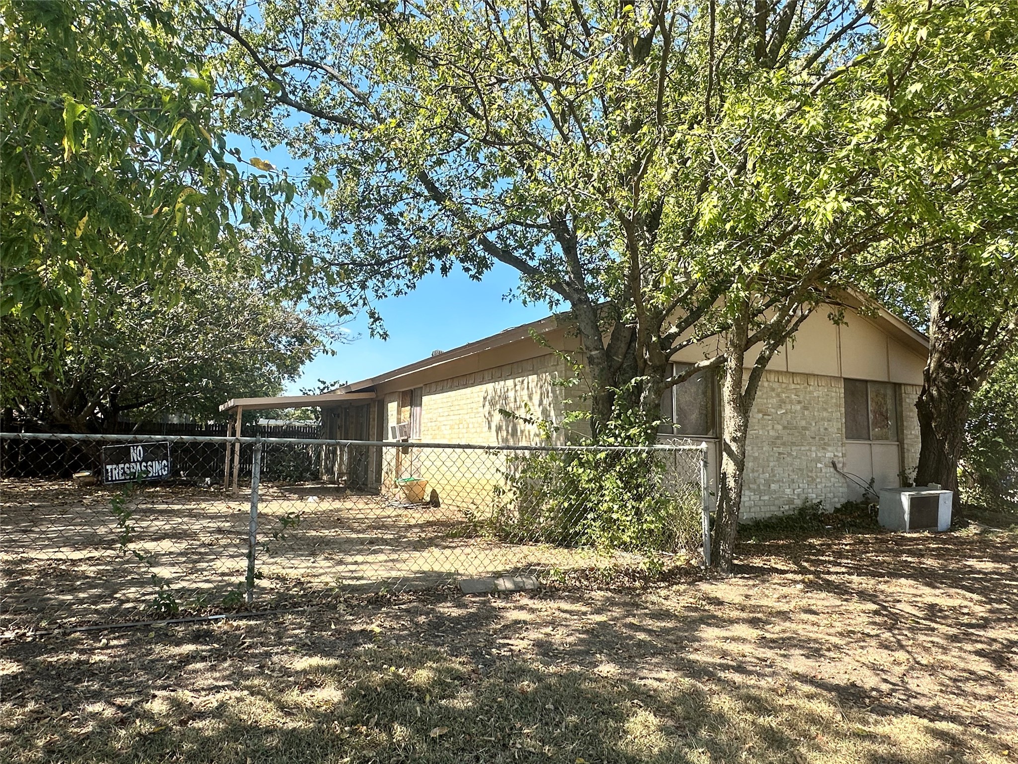 1602 Archery Lane