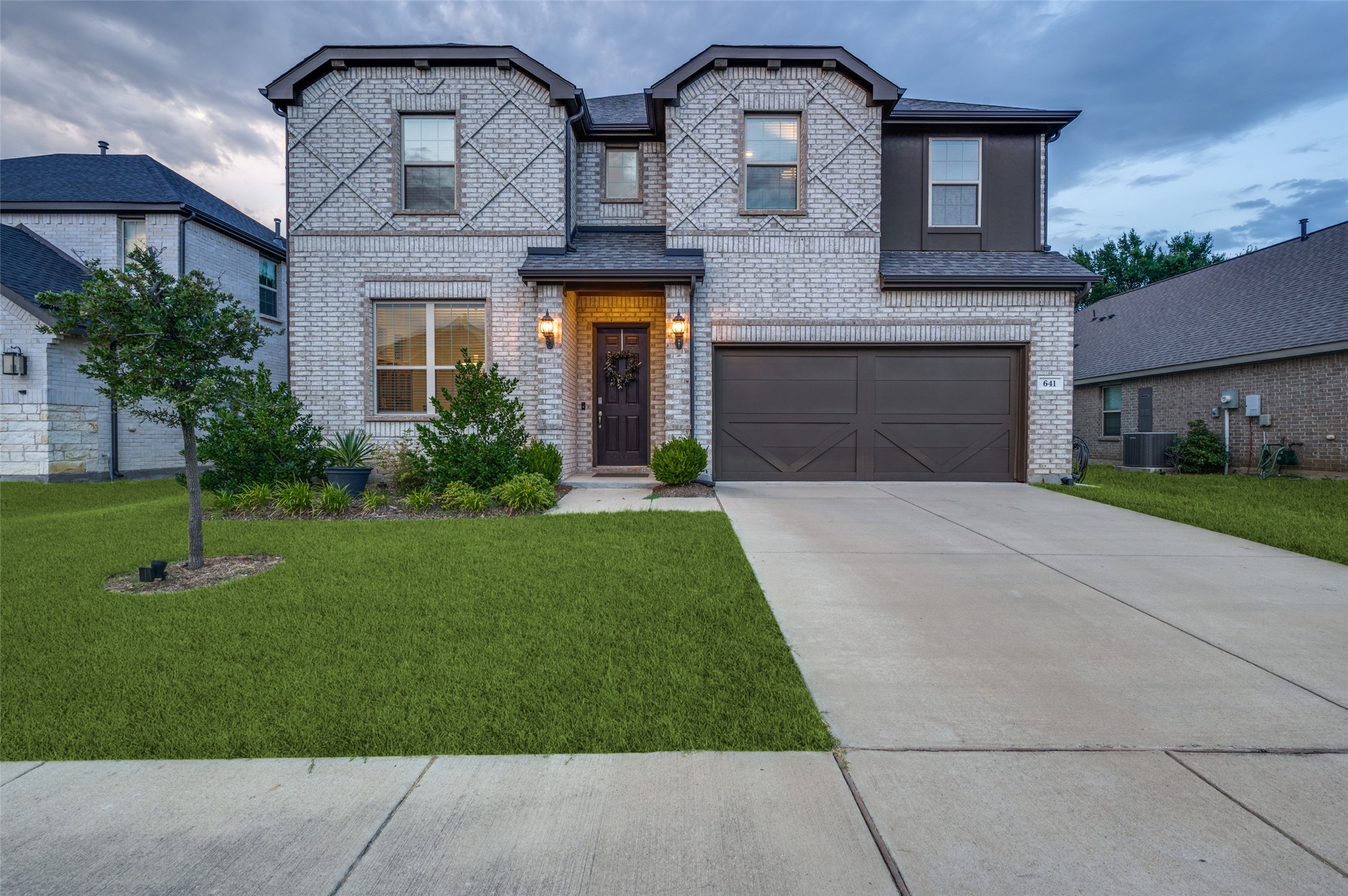 641 Lake Cove Drive