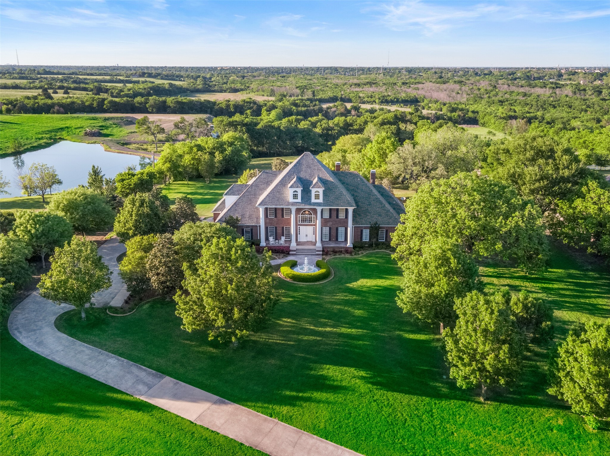 343 E Town East Boulevard