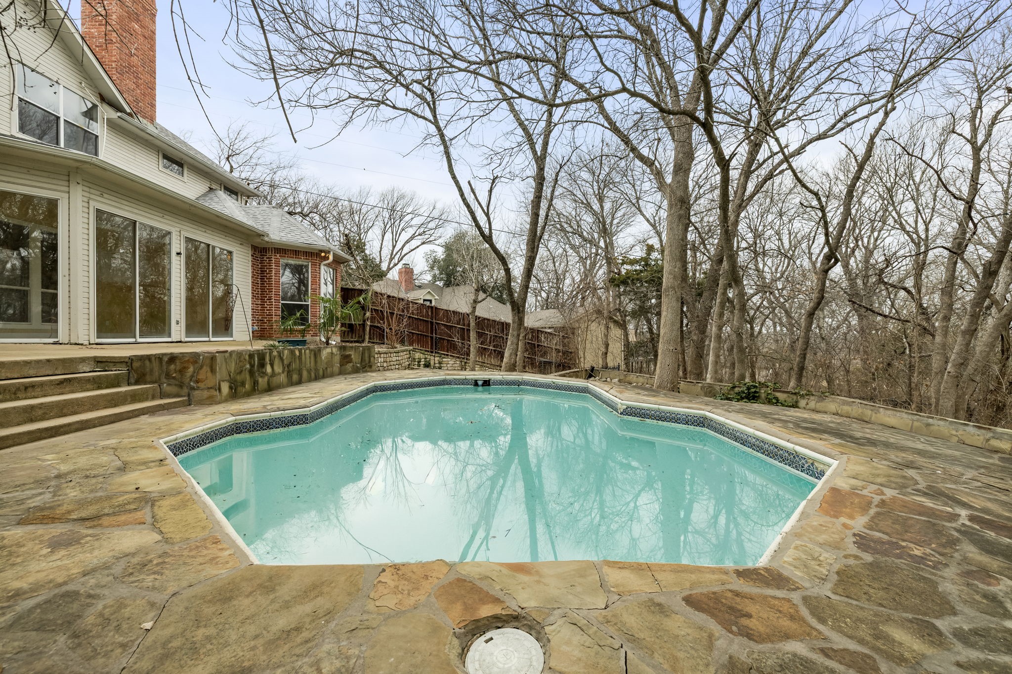 40 Trailridge Drive