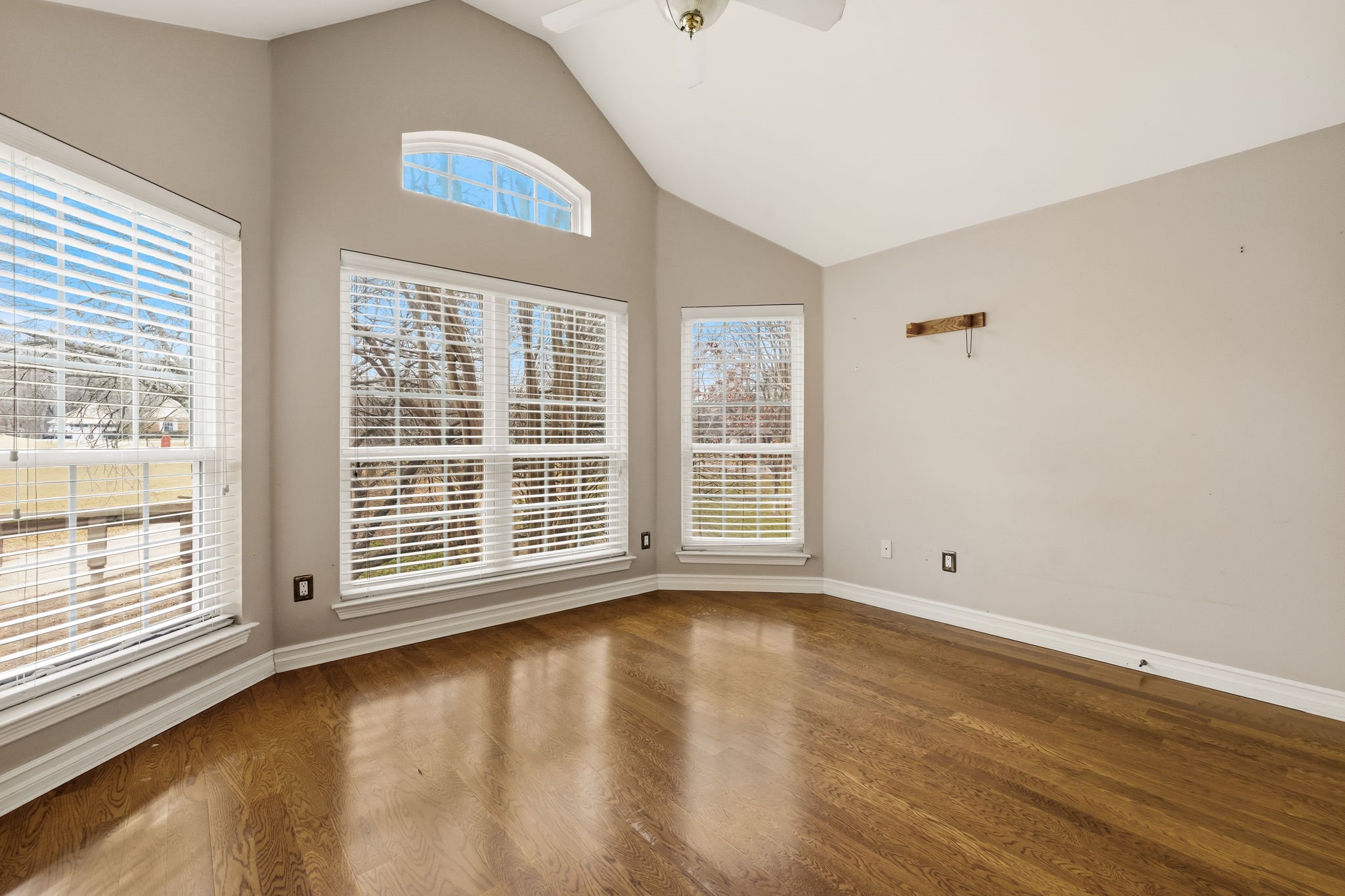40 Trailridge Drive