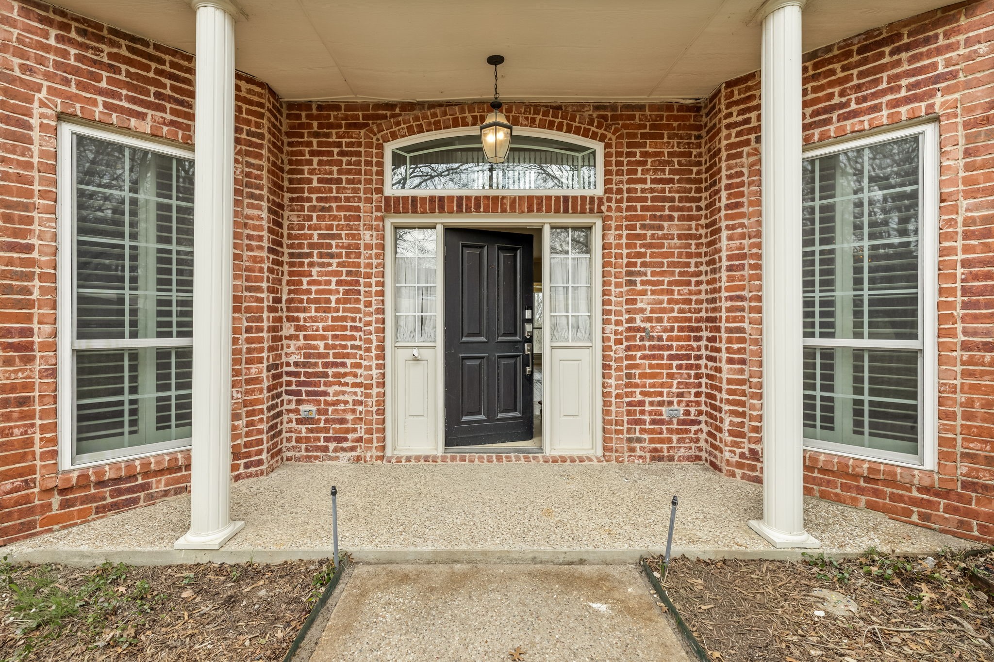 40 Trailridge Drive