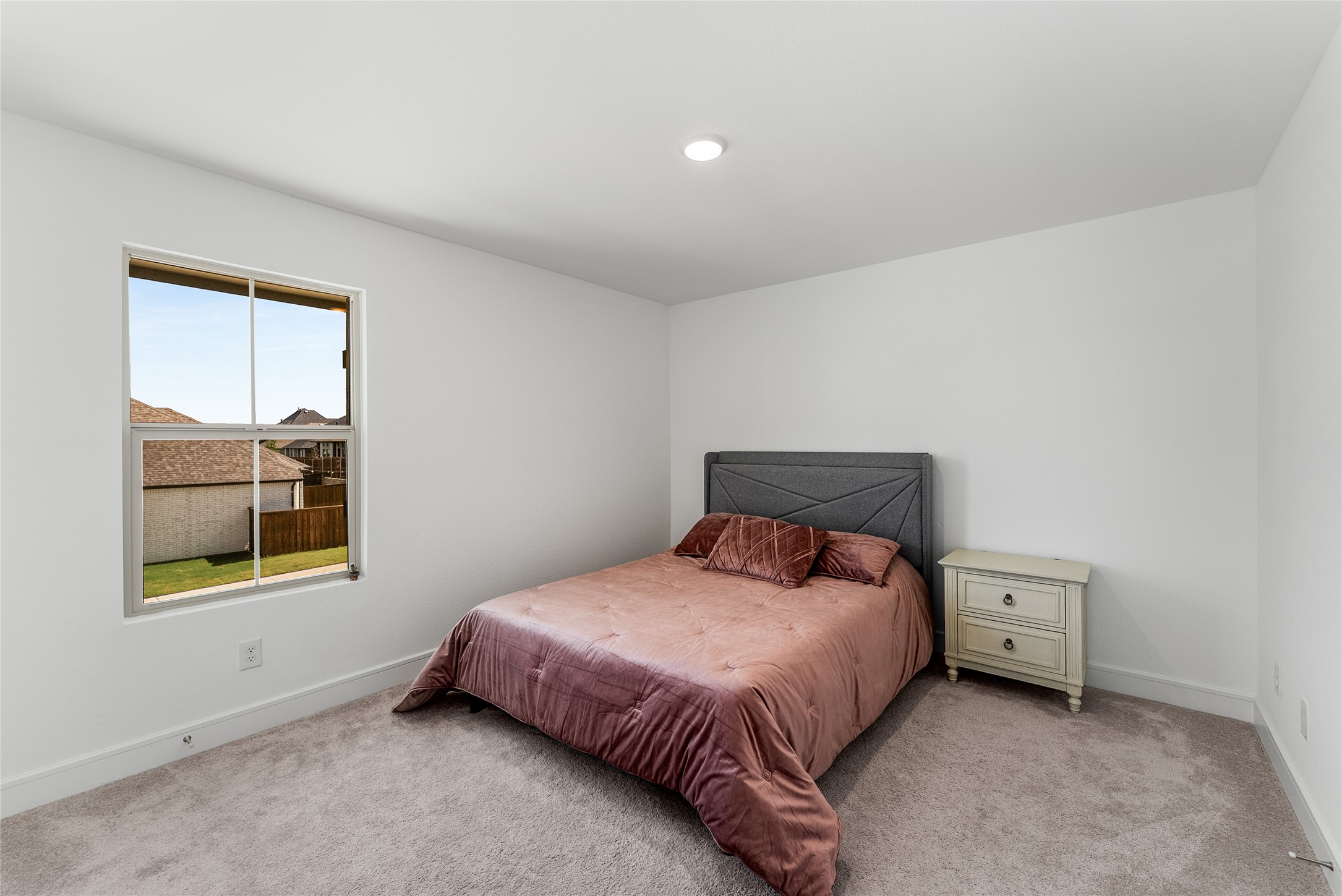 1045 Bleriot Drive