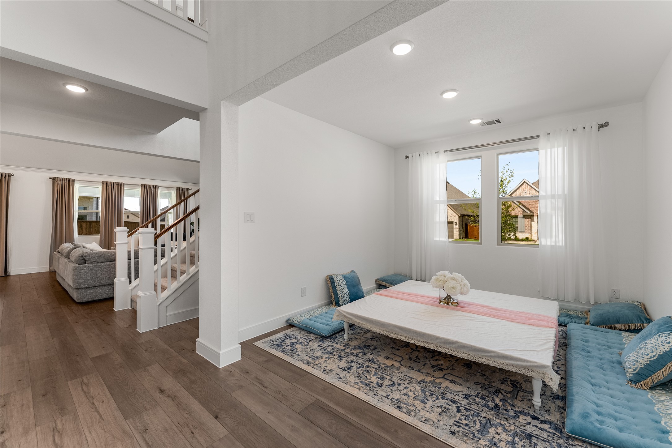 1045 Bleriot Drive