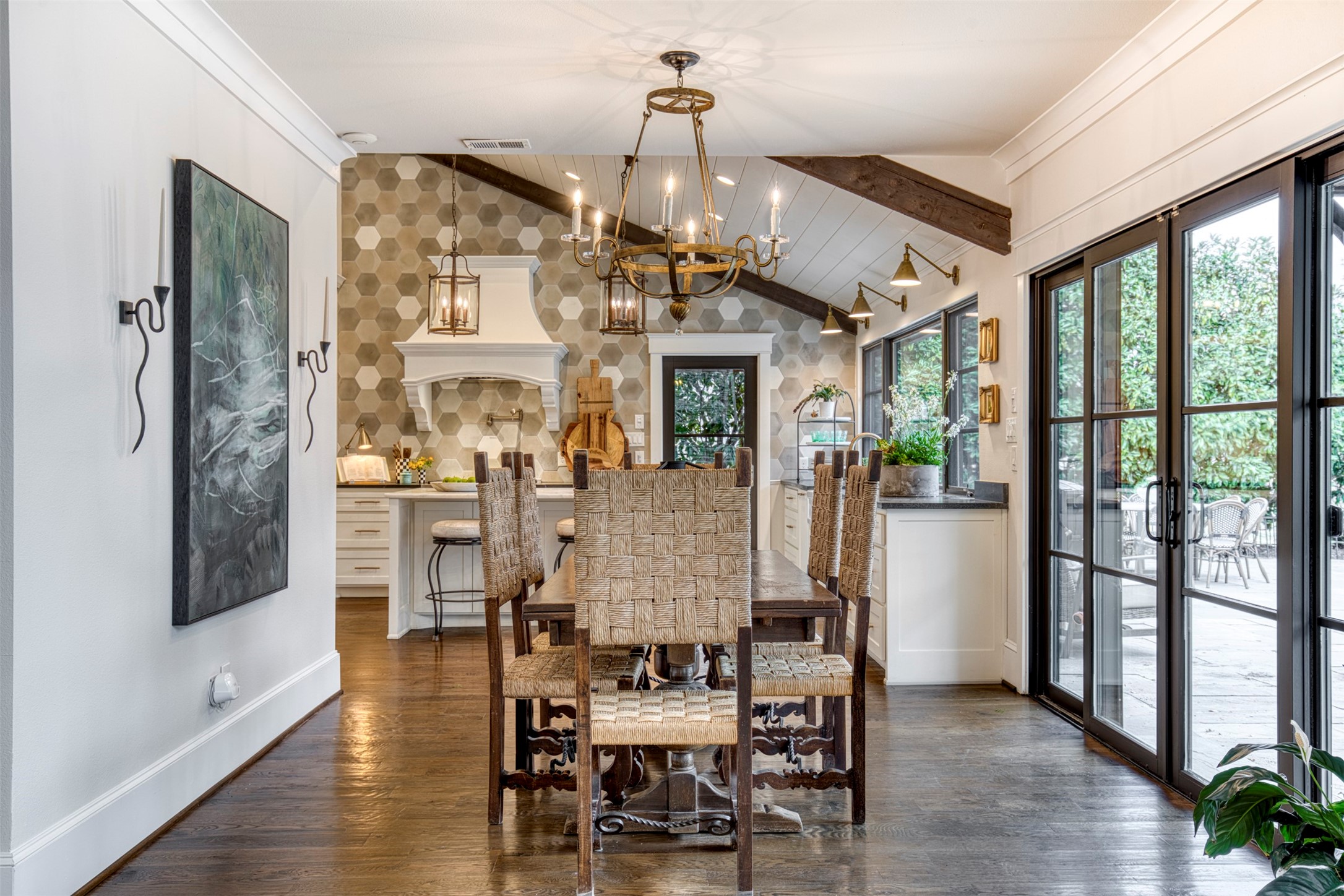 5929 Club Oaks Drive