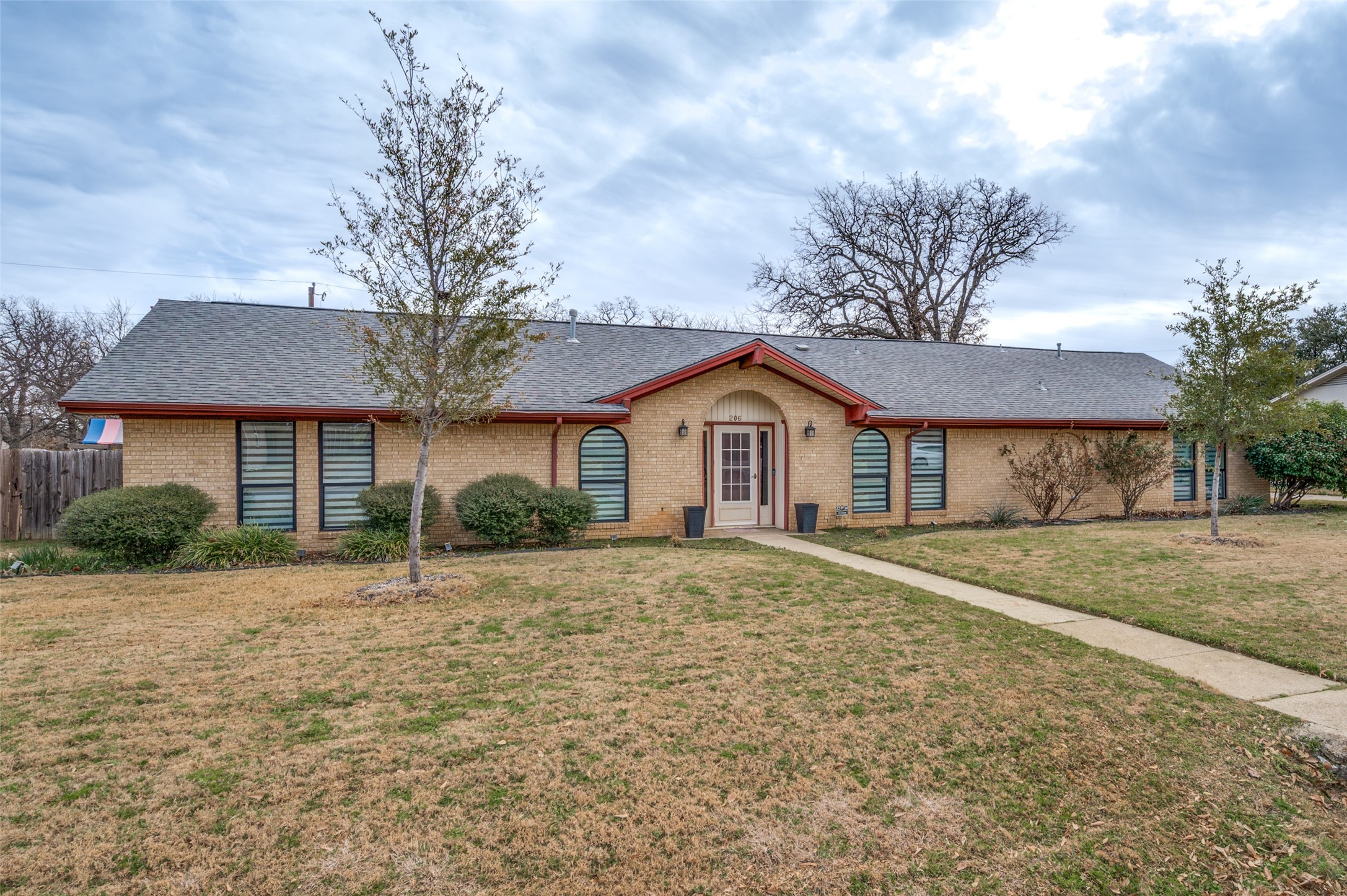 206 Edgewood Drive