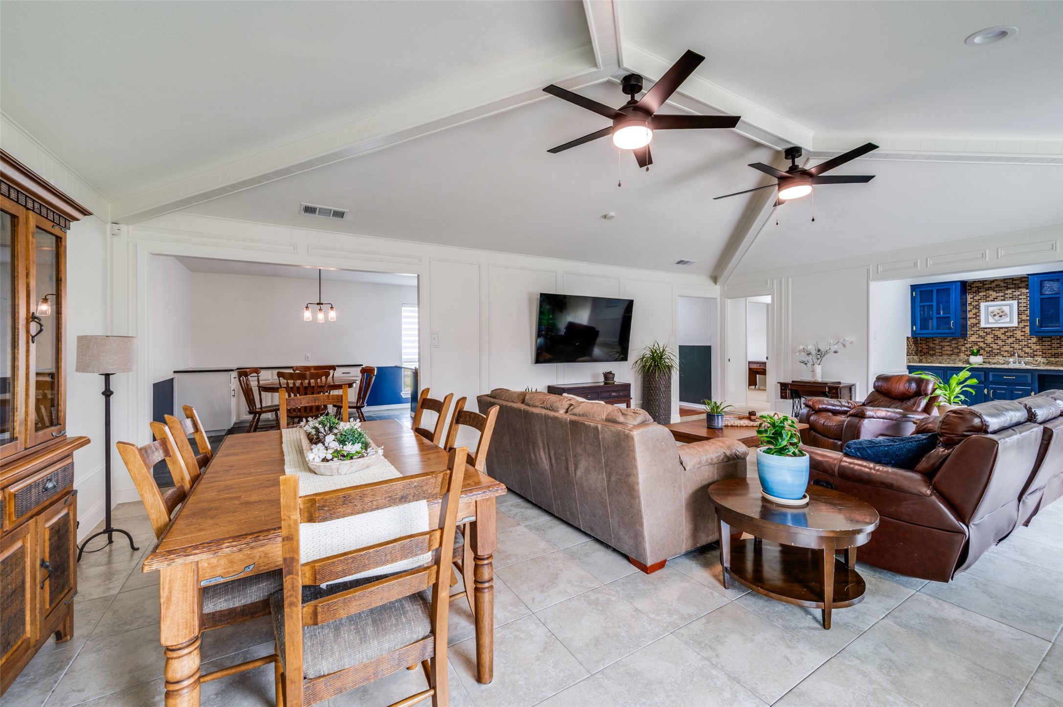 206 Edgewood Drive