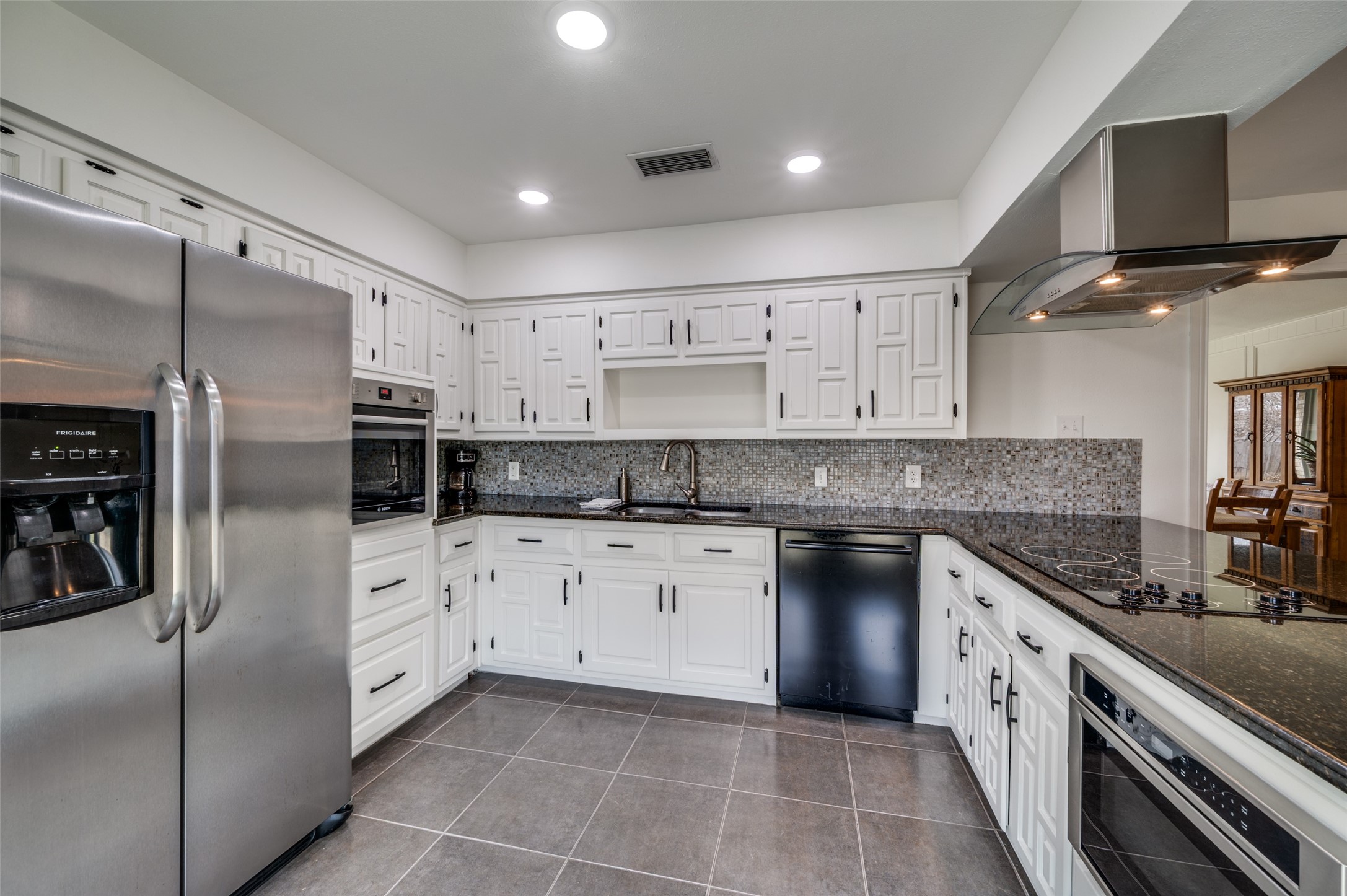 206 Edgewood Drive