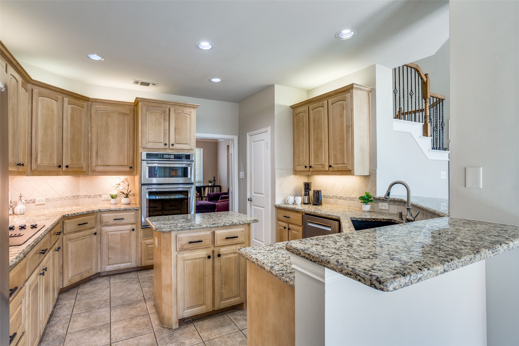 2701 Greenview Drive