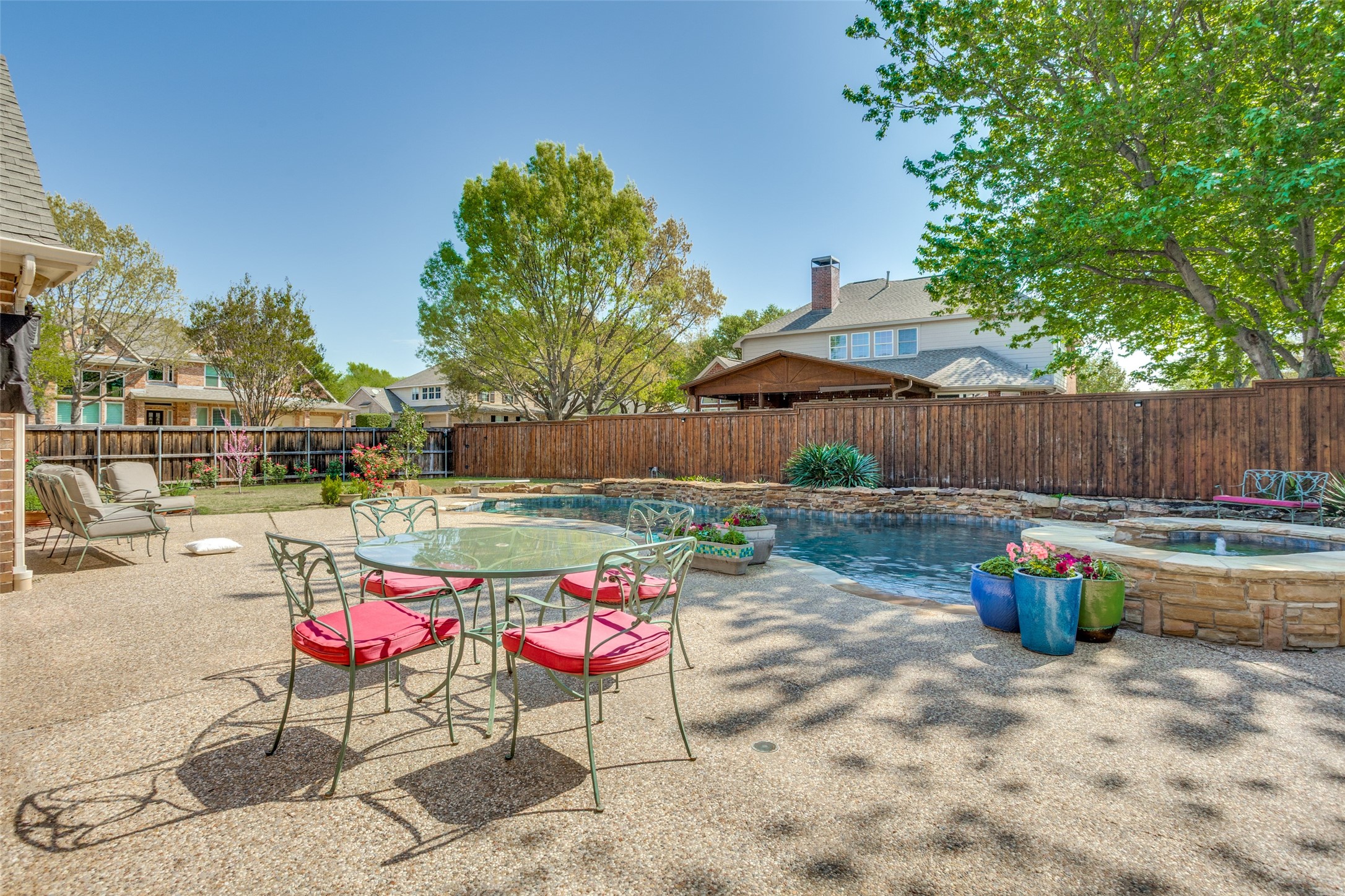 2701 Greenview Drive