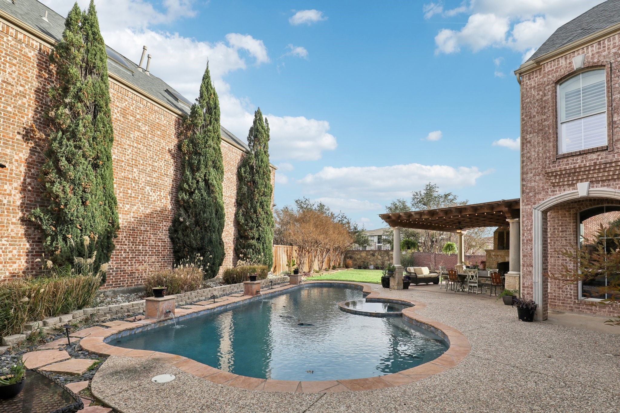 77 Mill Pond Drive