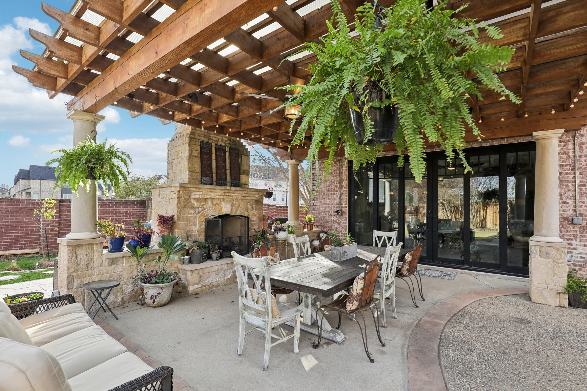 77 Mill Pond Drive