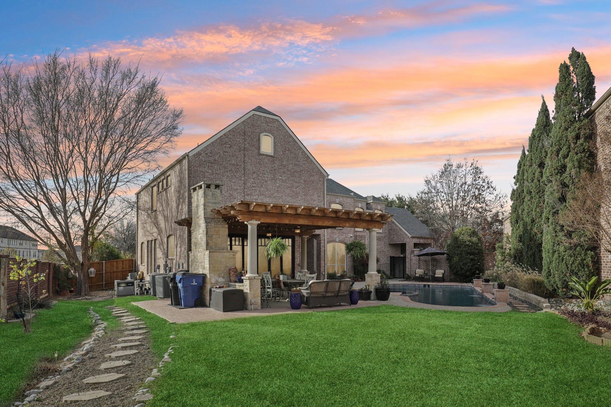 77 Mill Pond Drive