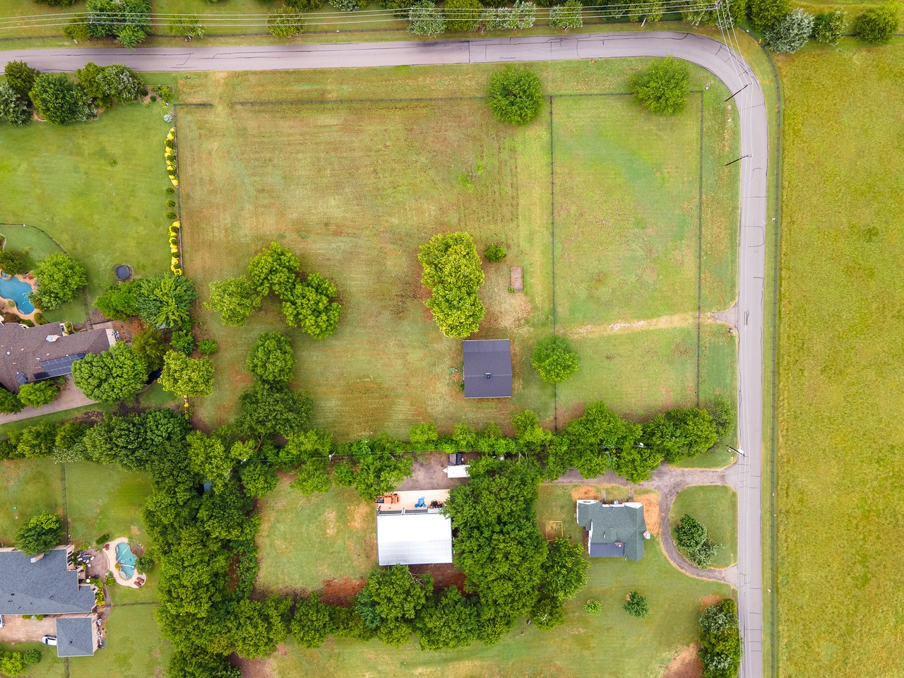 701 Meandering Way