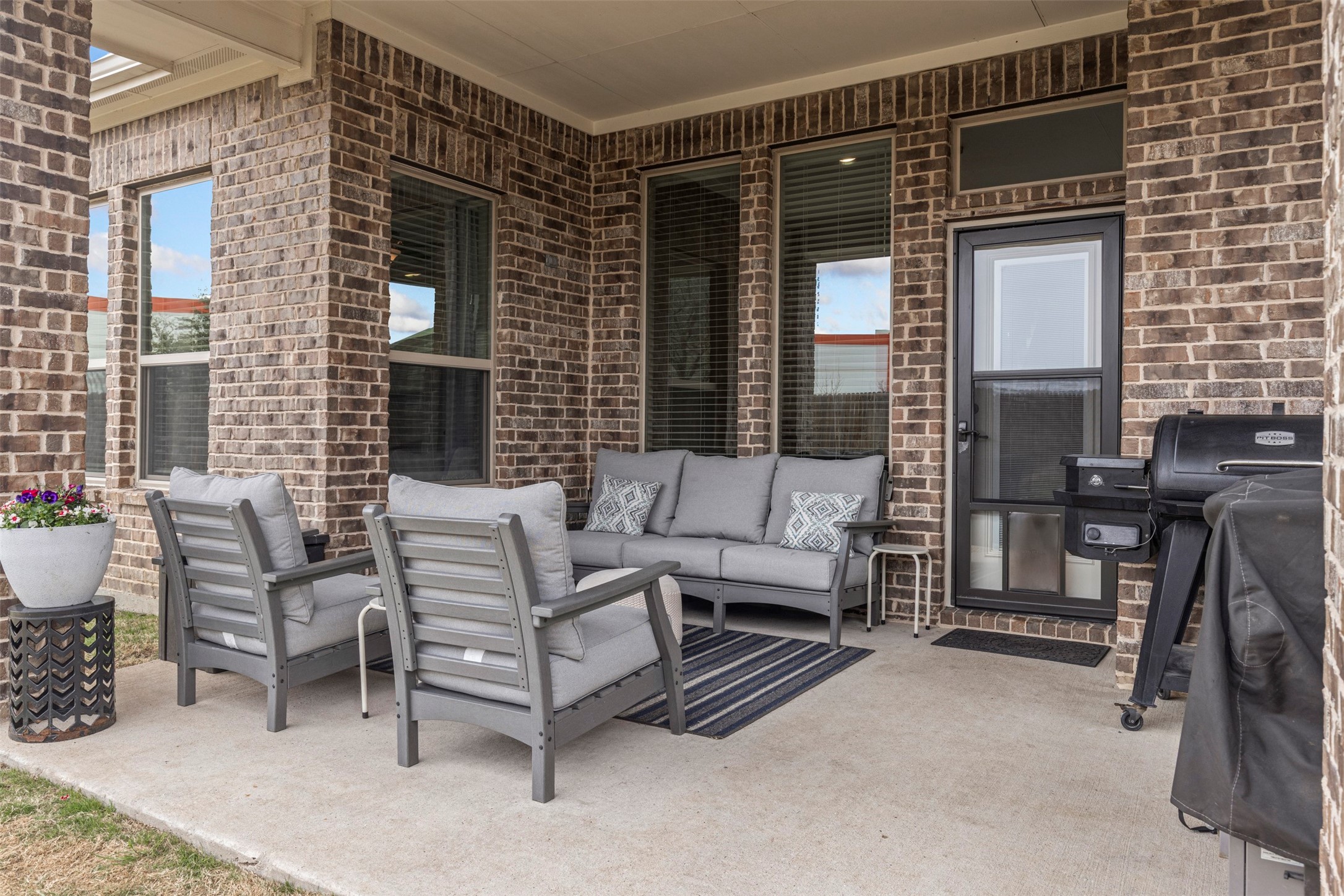 3502 Pebble Court