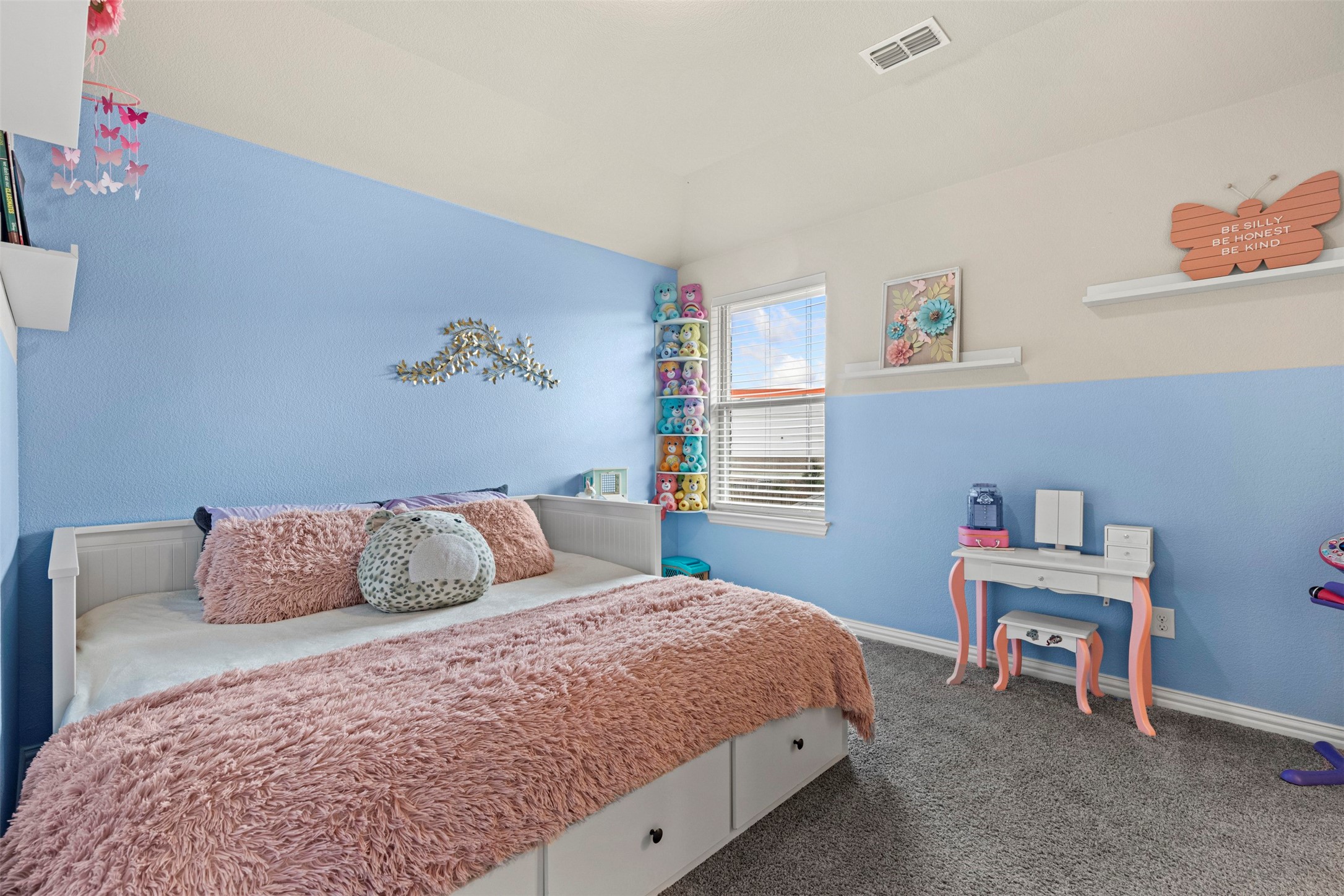 3502 Pebble Court
