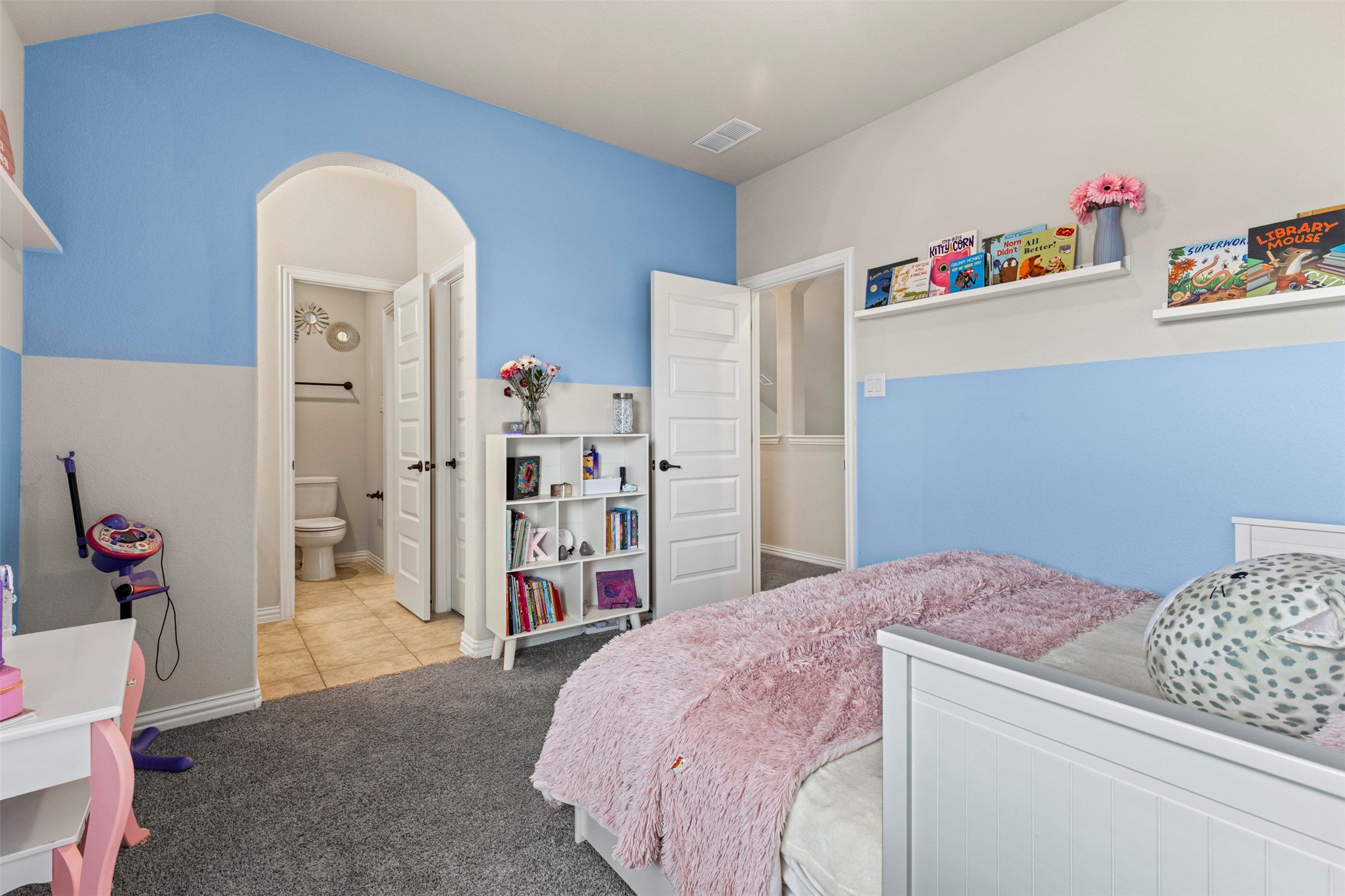 3502 Pebble Court