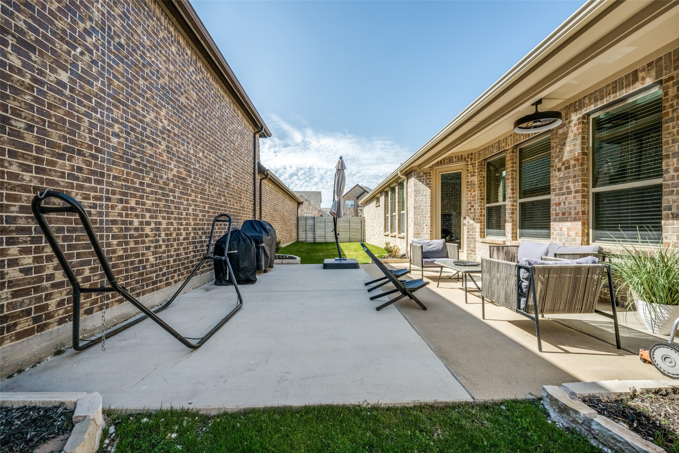 828 Parkside Drive