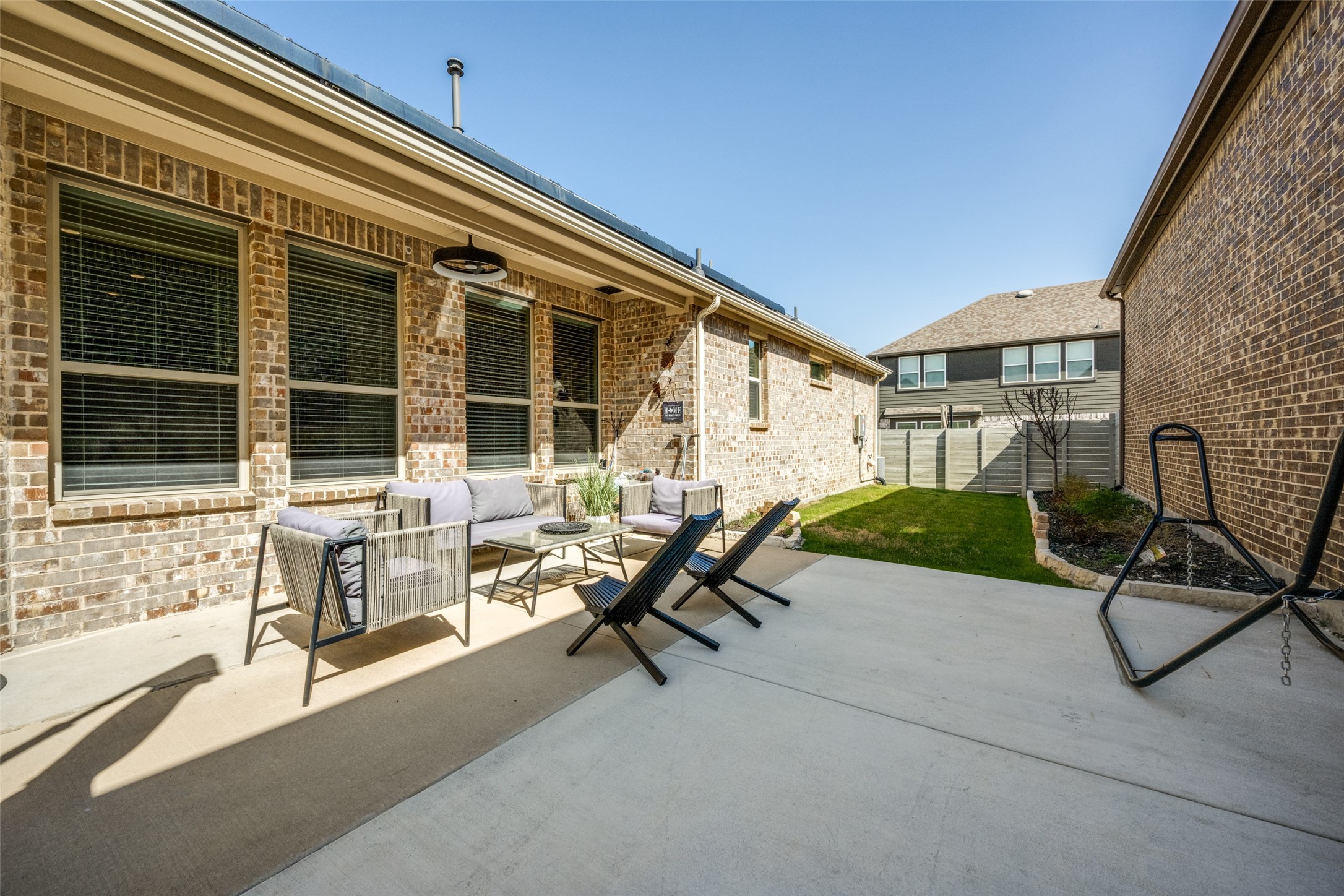 828 Parkside Drive