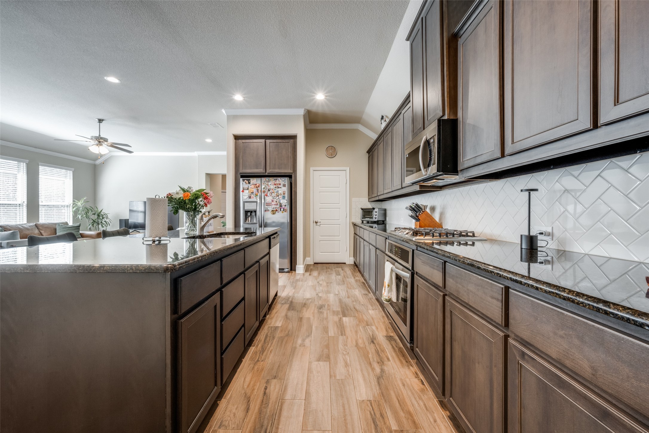 828 Parkside Drive