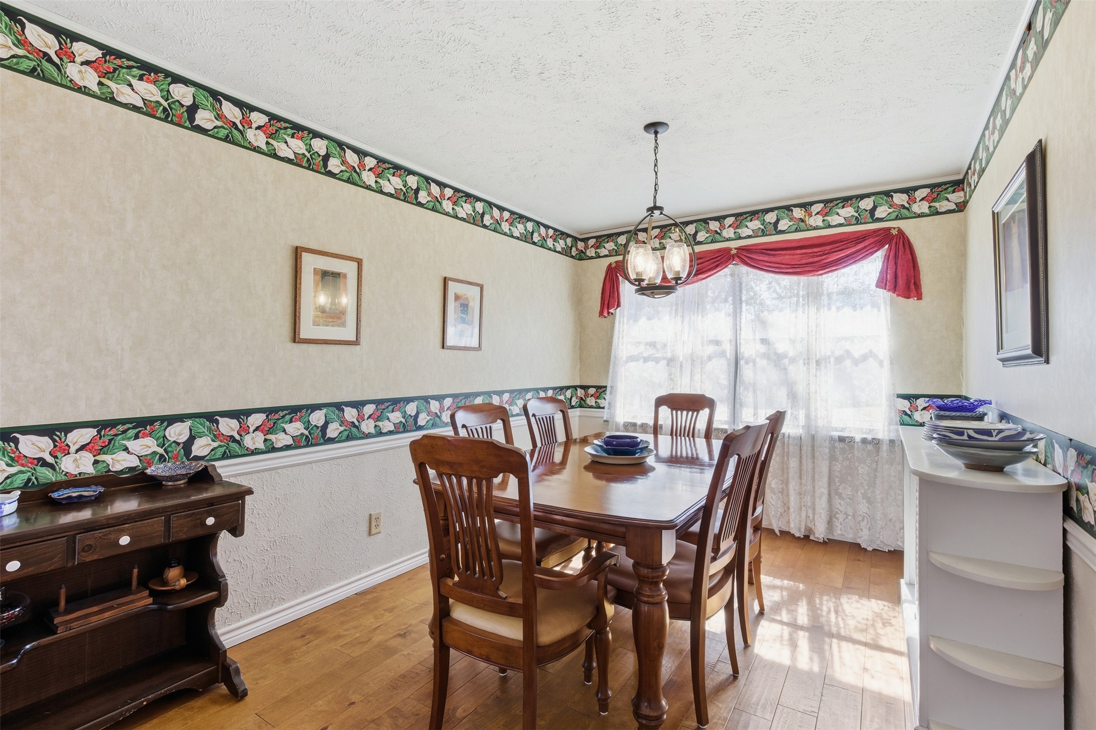 2204 Red Bluff Drive