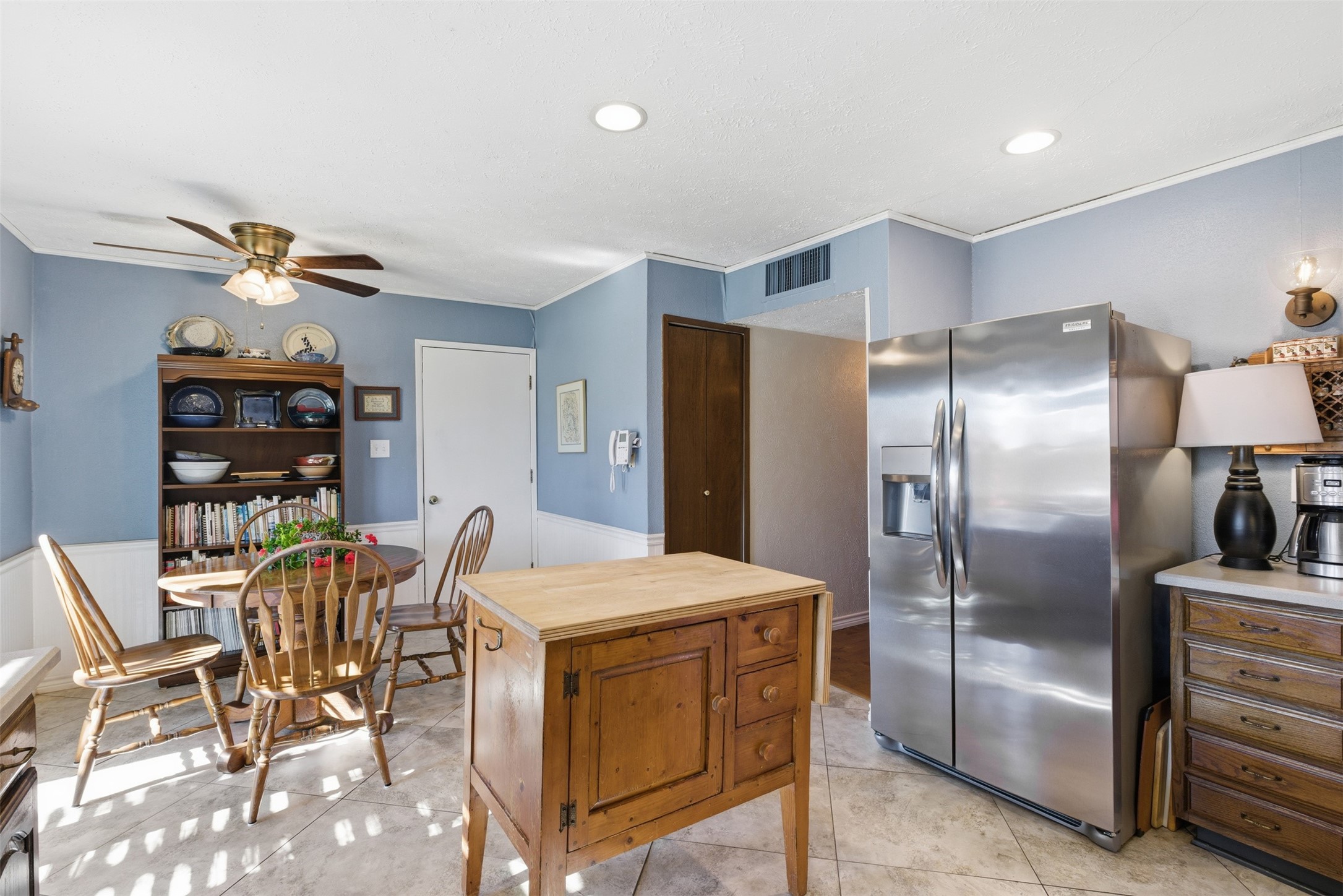 2204 Red Bluff Drive