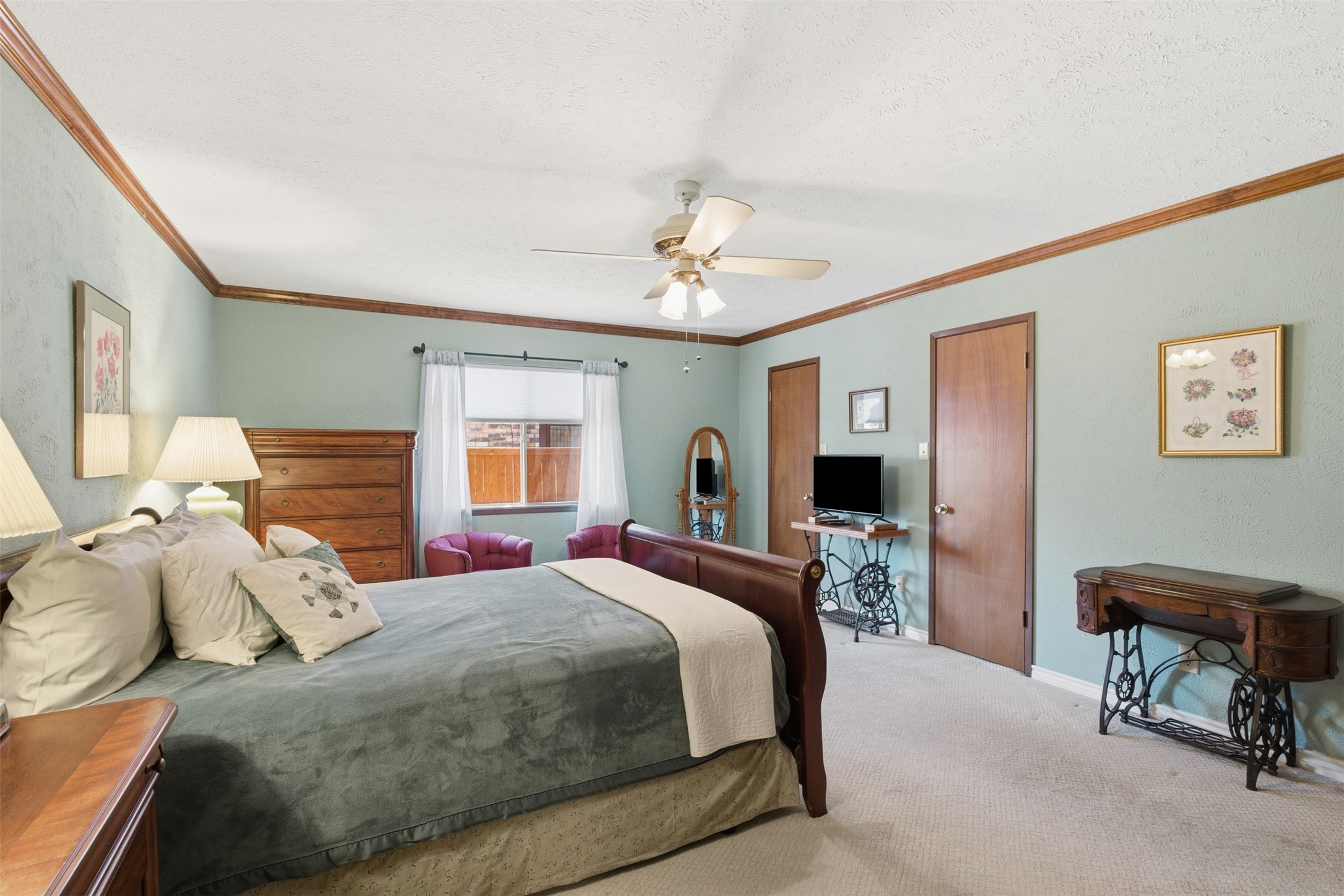 2204 Red Bluff Drive