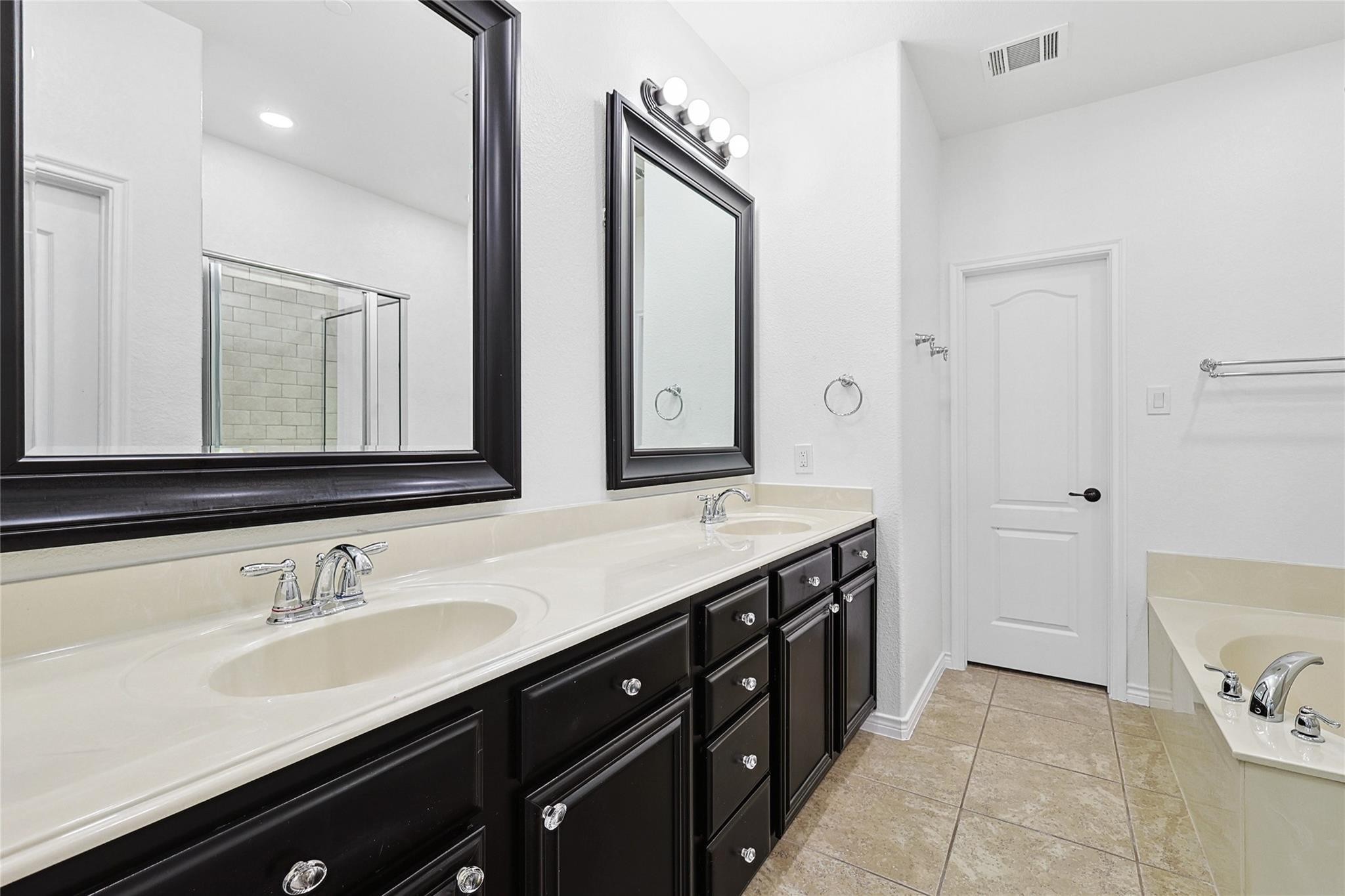 4264 Kiowa Drive