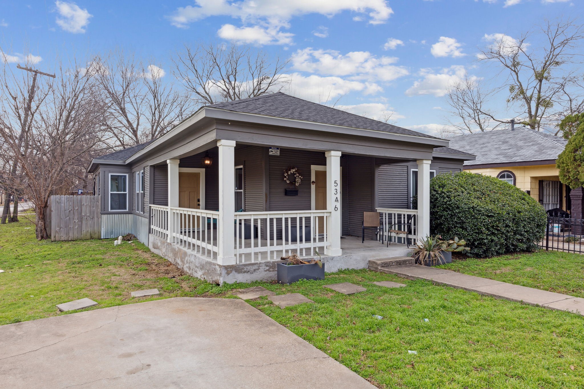 5346 Ash Lane