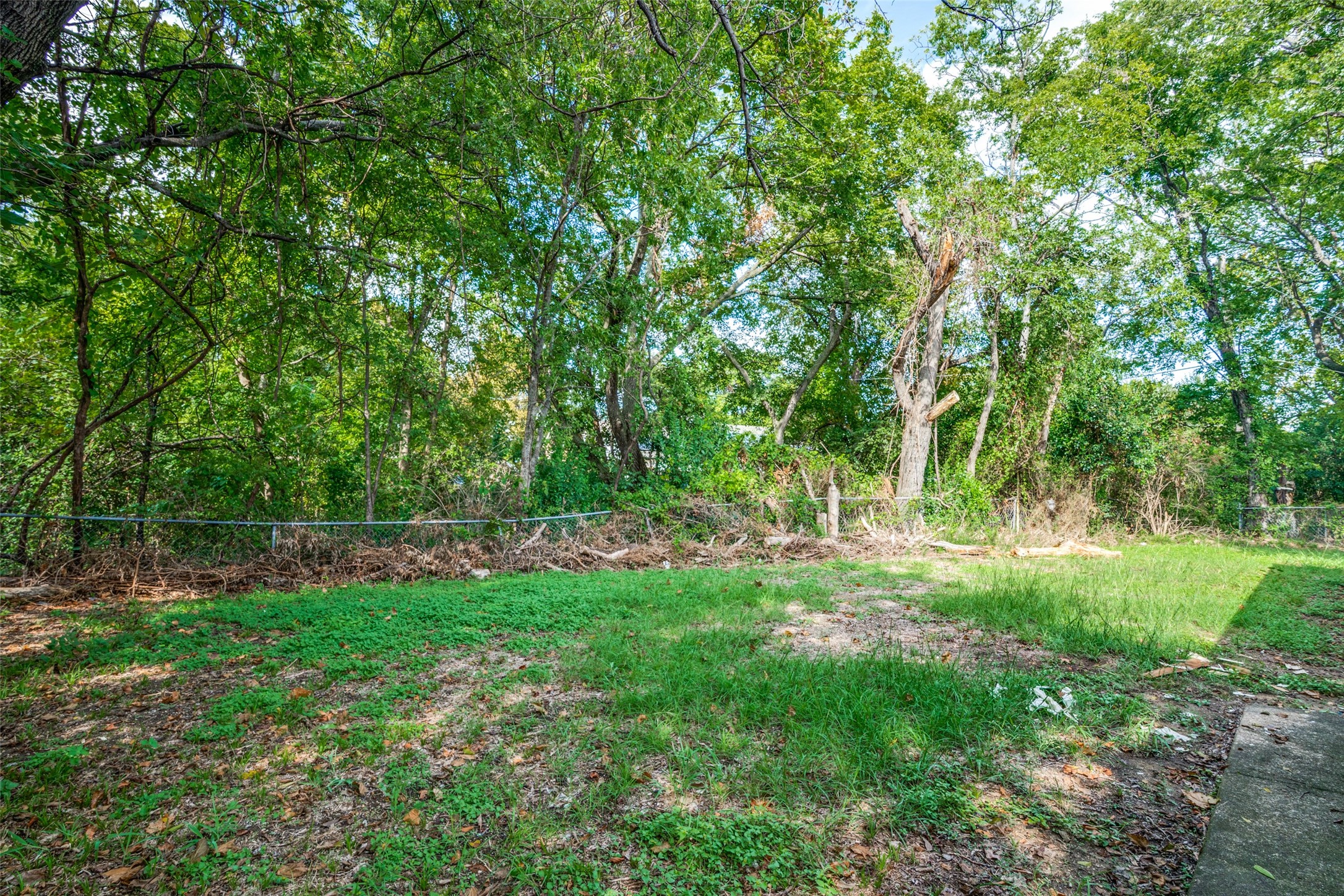 612 Henderson Circle