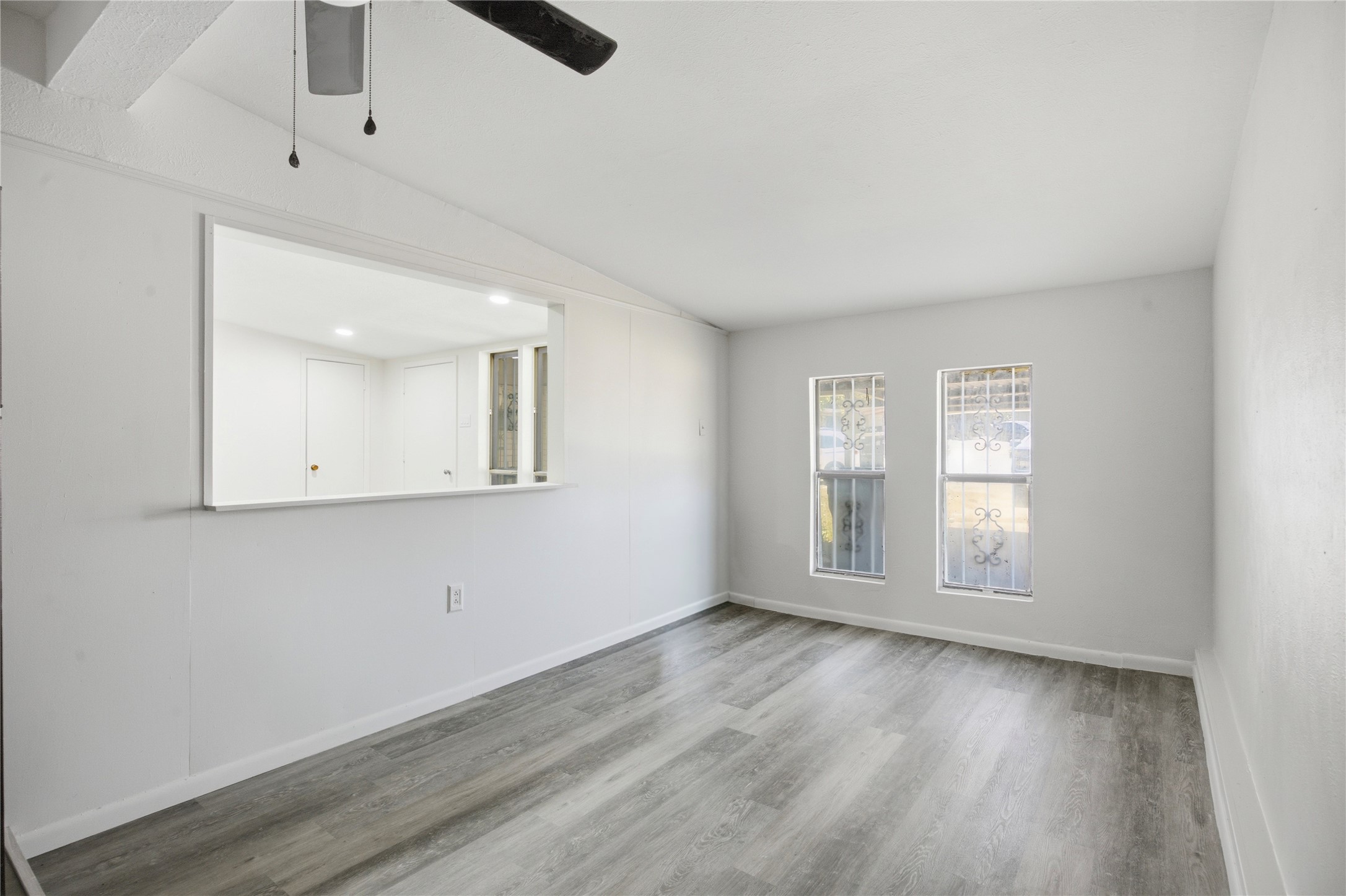 612 Henderson Circle