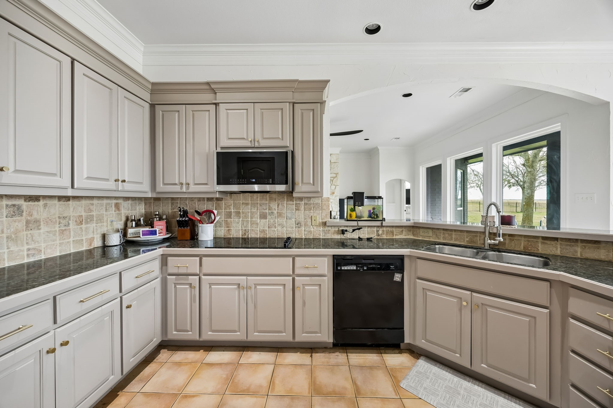 984 Equestrian Drive