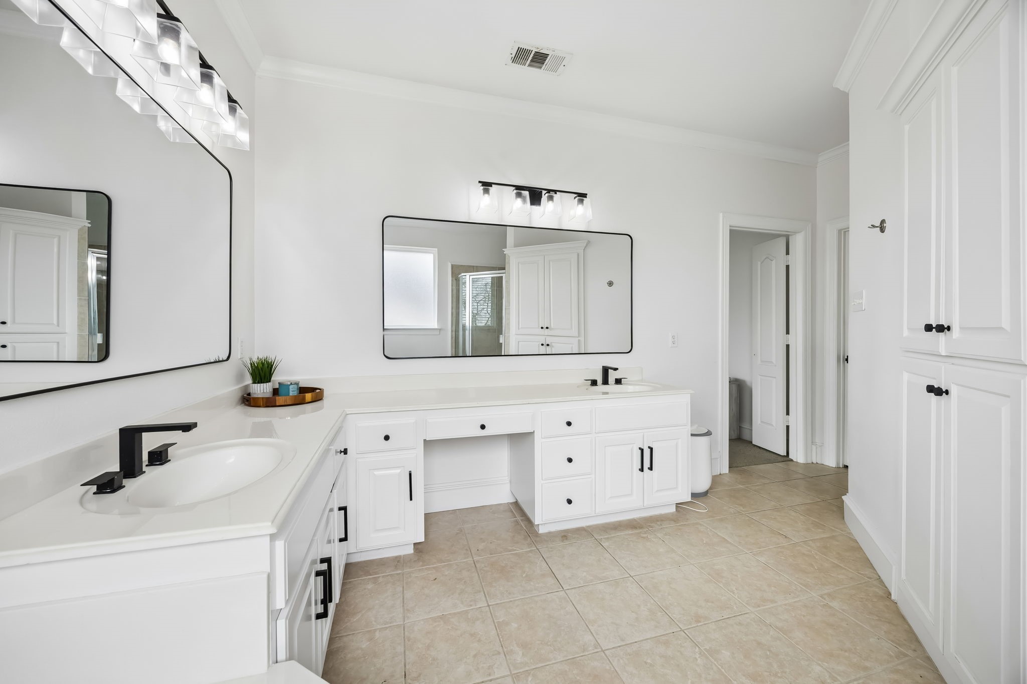 984 Equestrian Drive