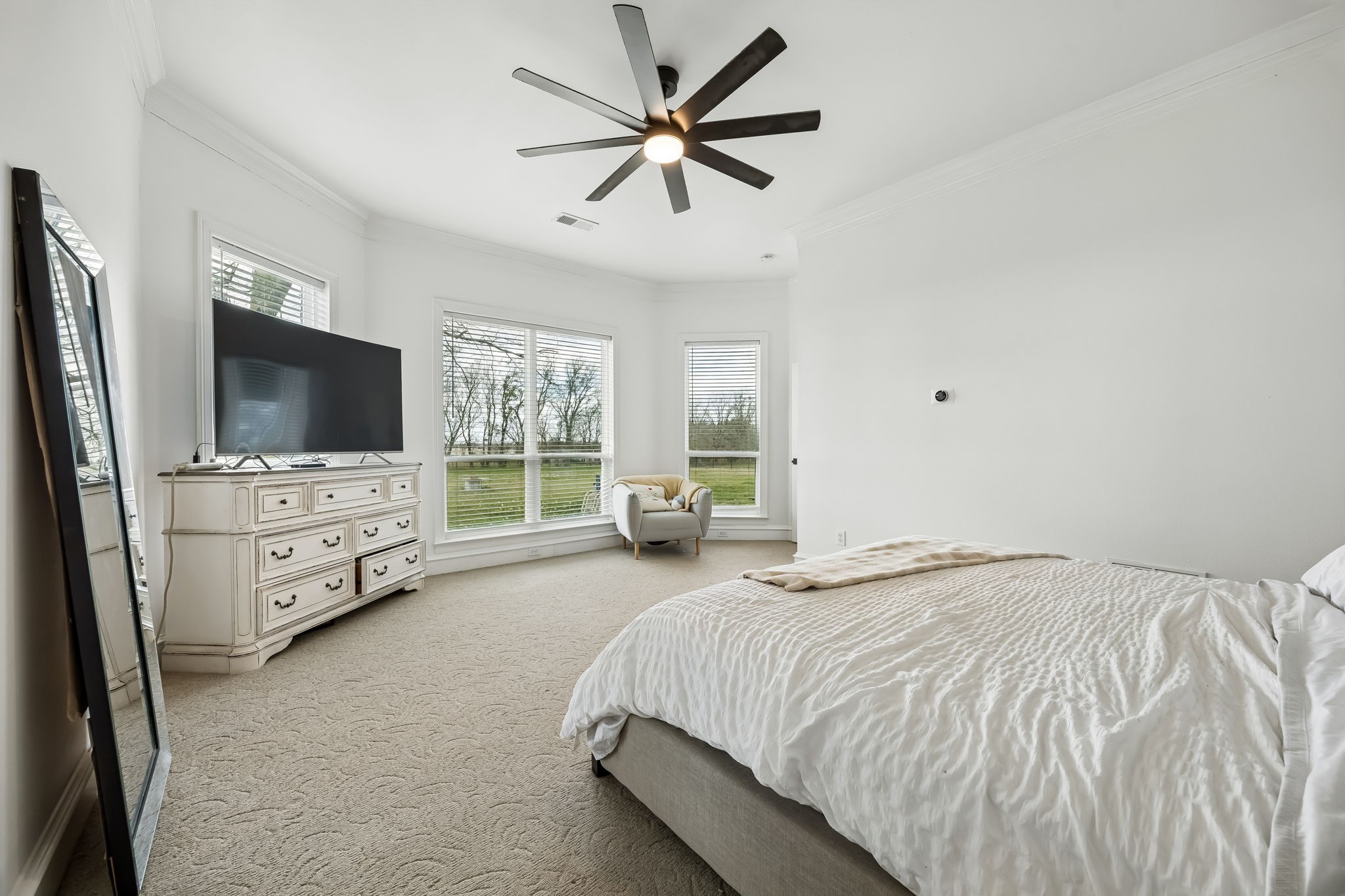 984 Equestrian Drive