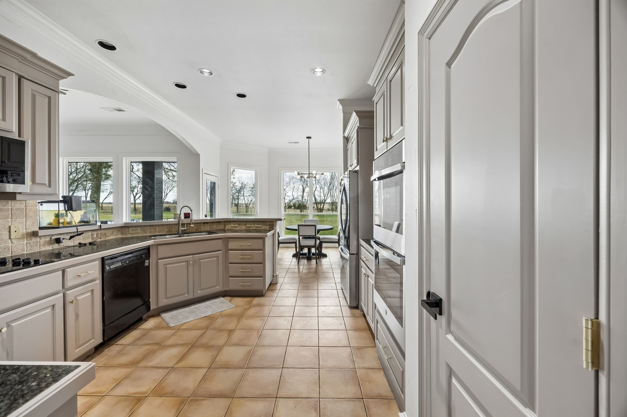 984 Equestrian Drive