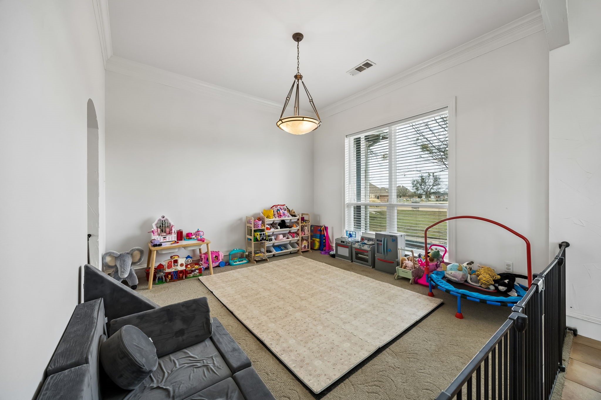 984 Equestrian Drive