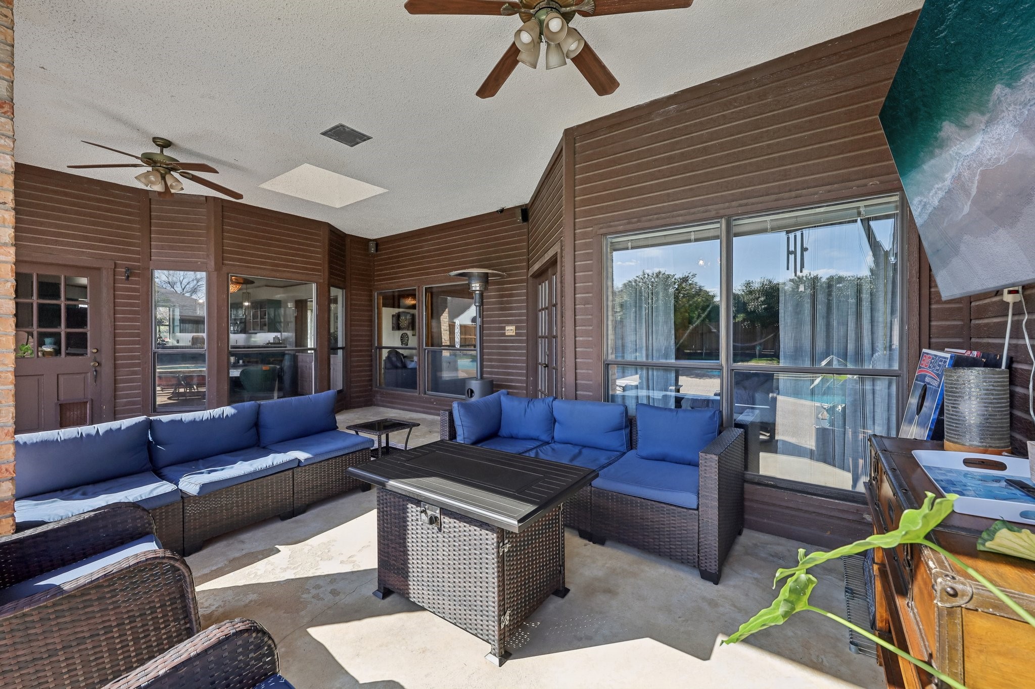 10202 Chisholm Trail