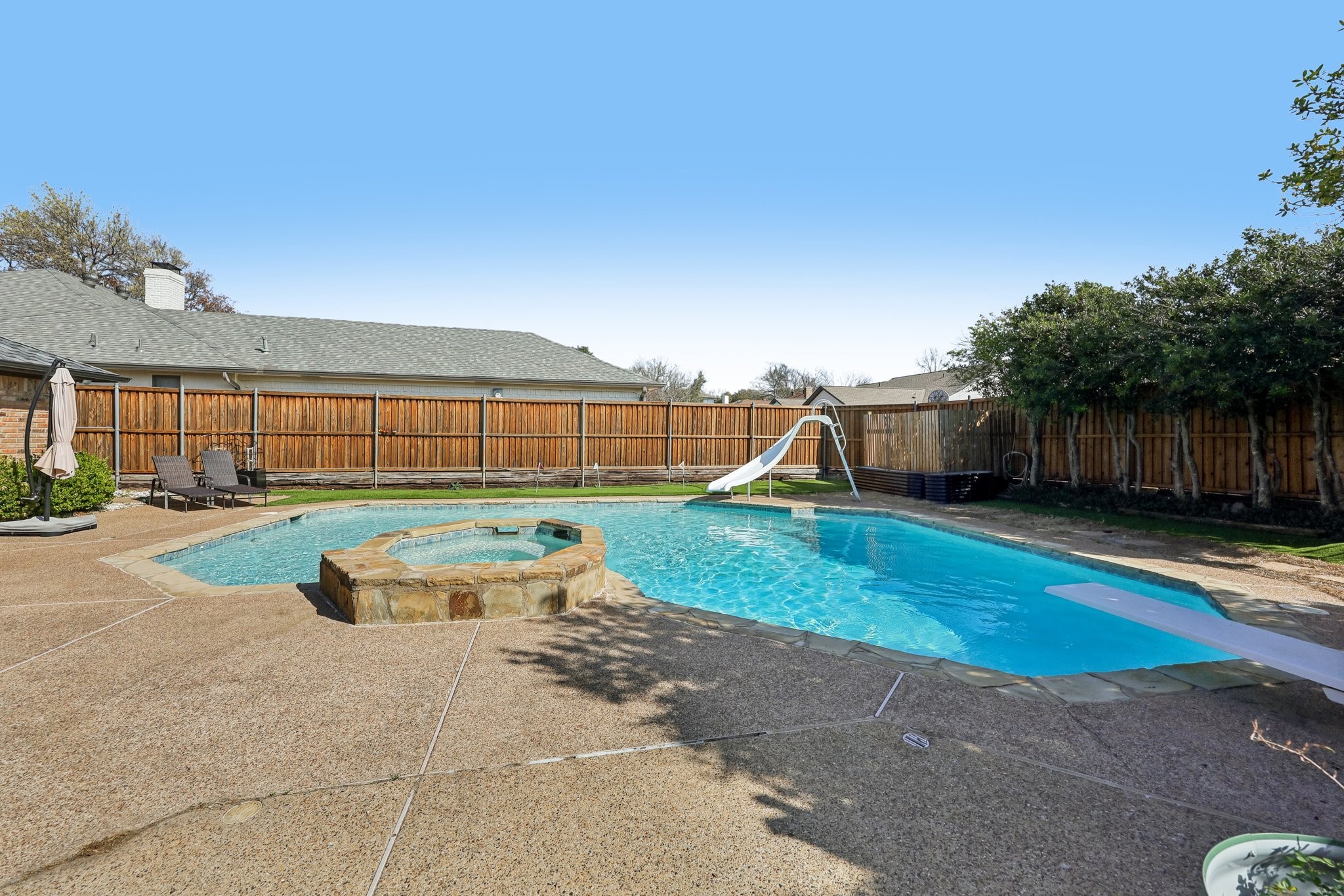 10202 Chisholm Trail