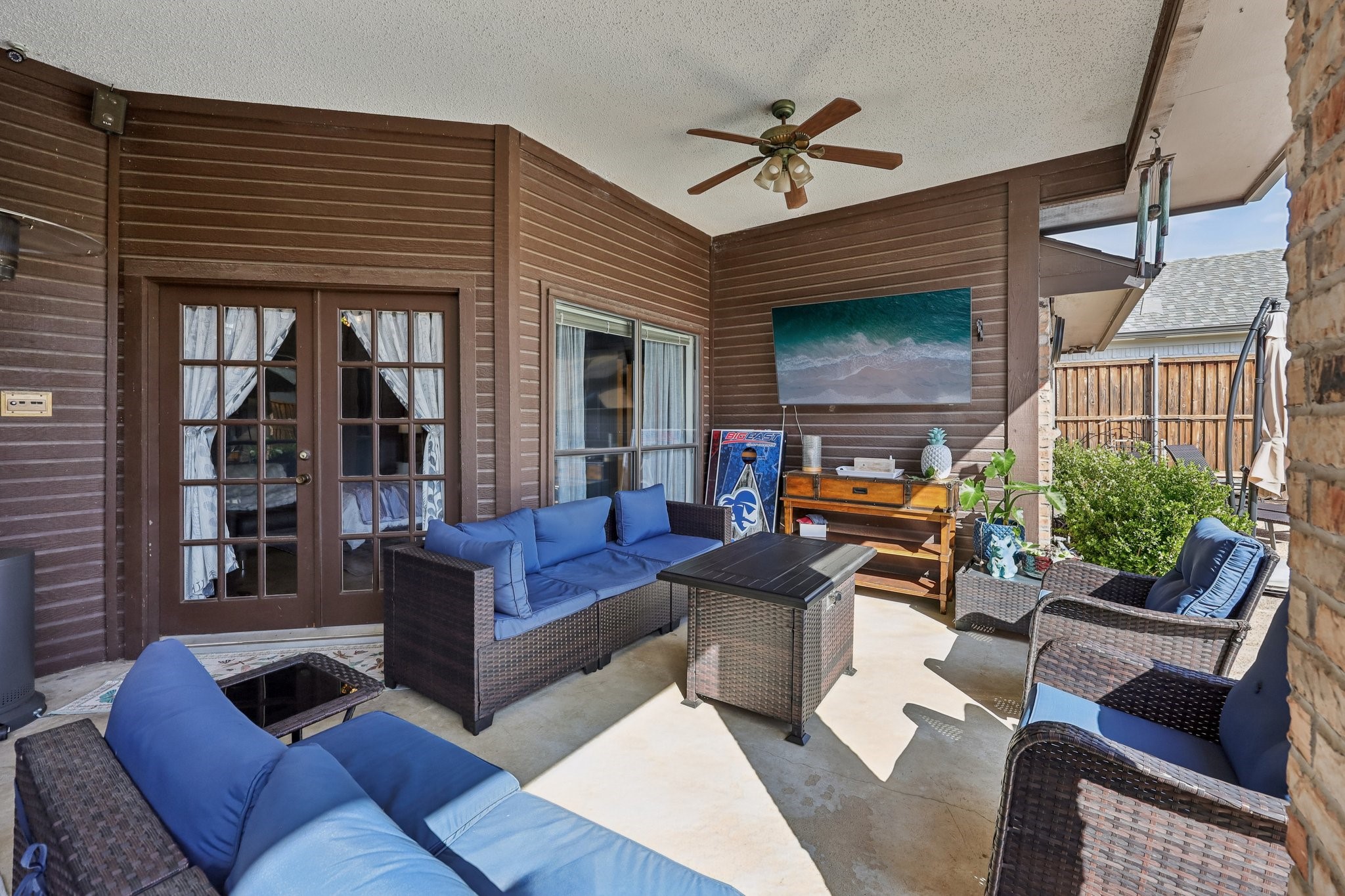 10202 Chisholm Trail