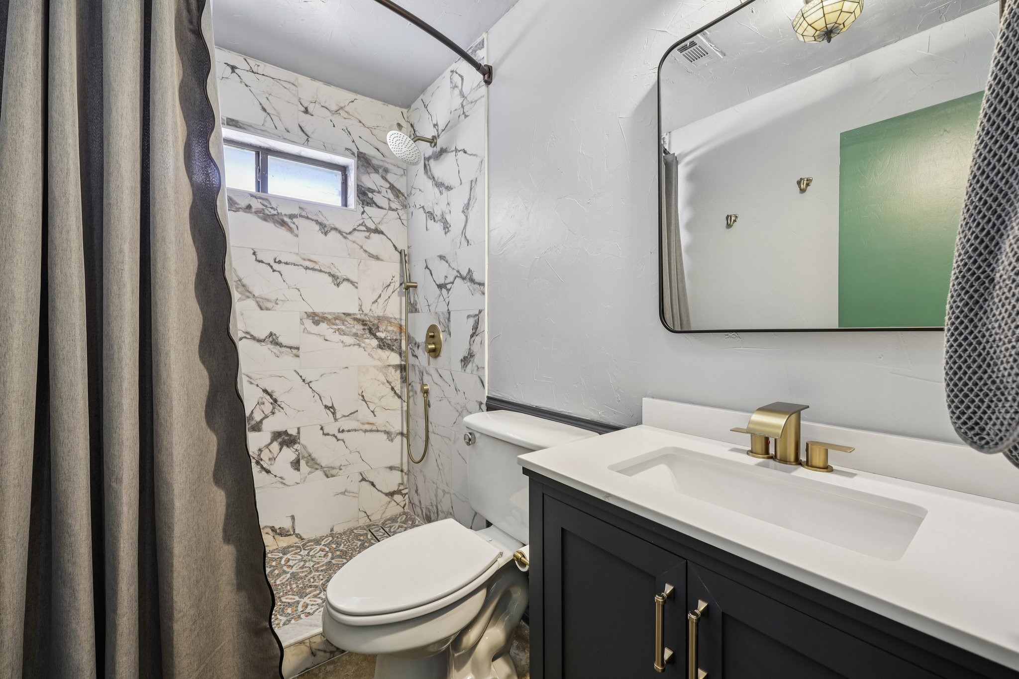 10202 Chisholm Trail
