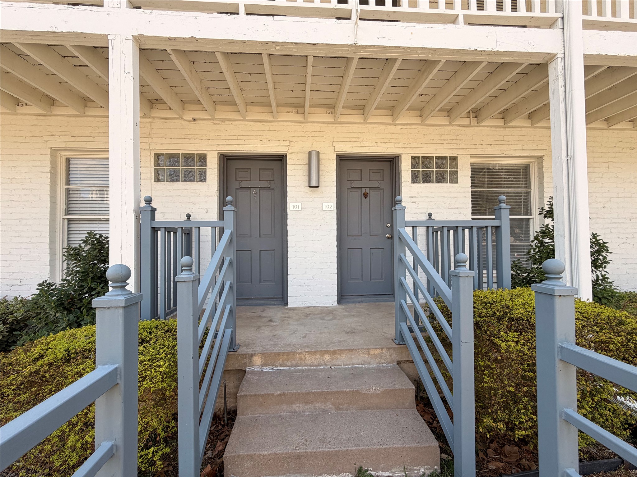 4101 Douglas Avenue 102