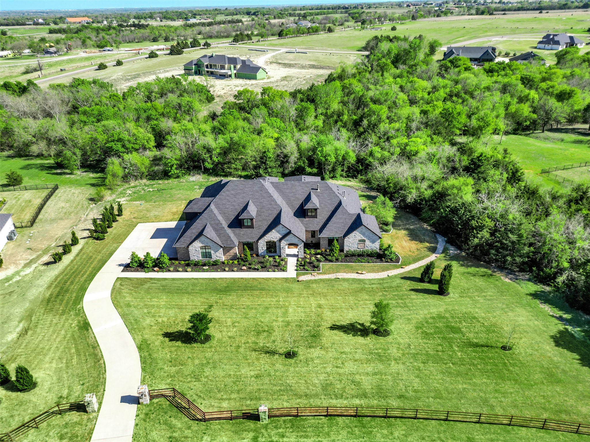 2286 White Stag Road