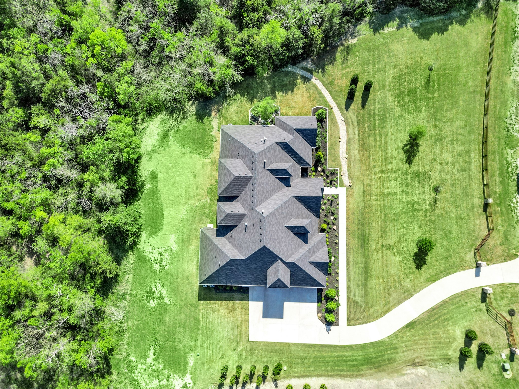 2286 White Stag Road